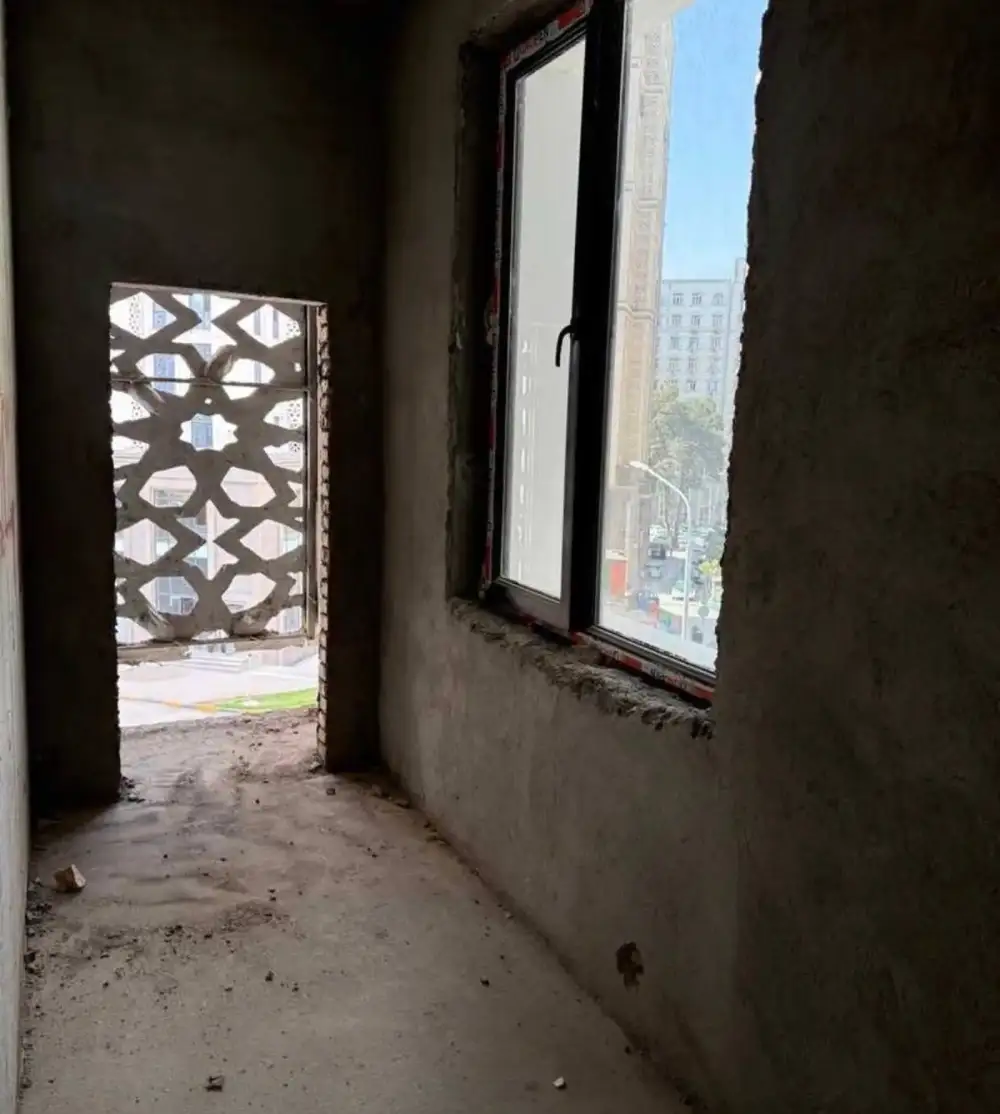 2-комн. квартира, 3 этаж, 88 м², И. Сомони