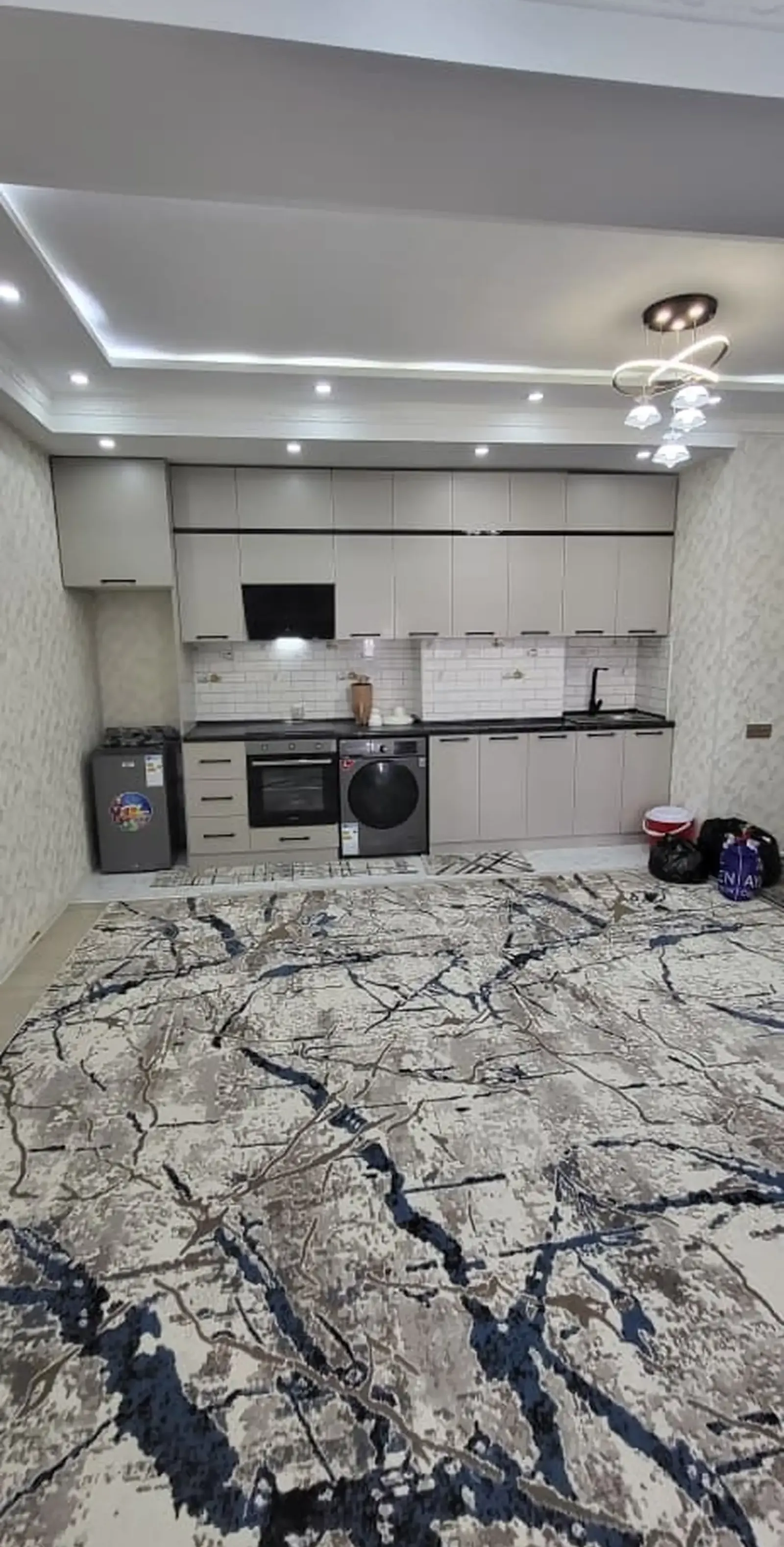 2-комн. квартира, 12 этаж, 75м², 112 мкр