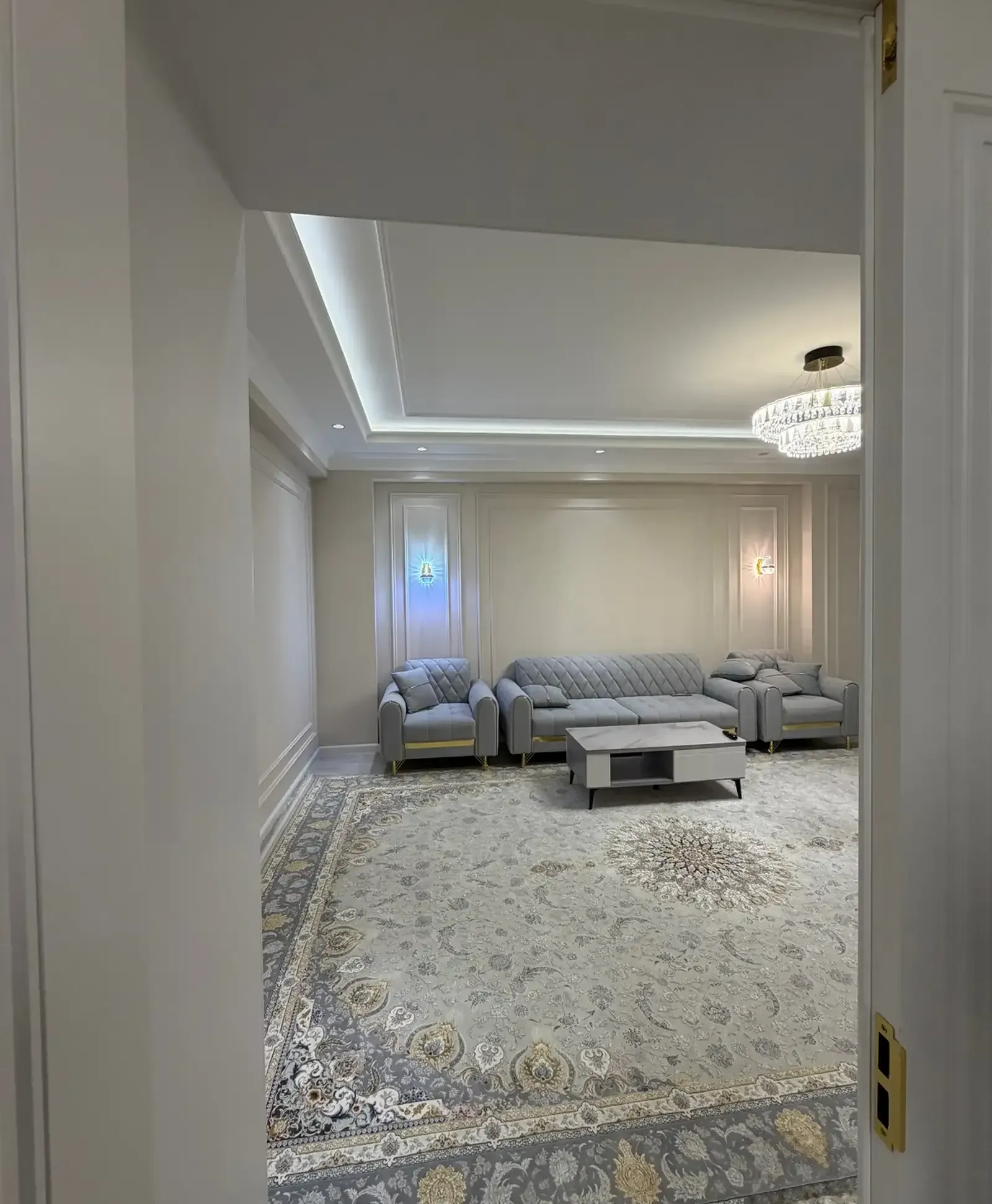 2-комн. квартира, 12 этаж, 100м², Шохмансур/Пайкар