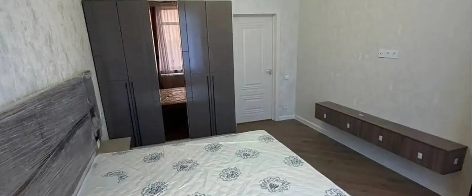 4-комн. квартира, 13 этаж, 116 м², И. Сомони