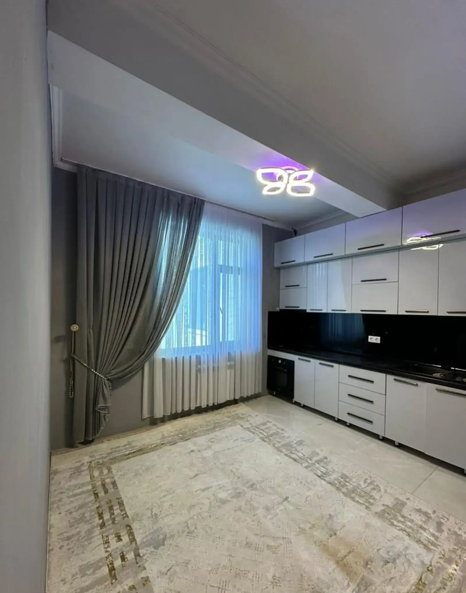 2-к квартира, 9 этаж, 60 м², Шохмансур