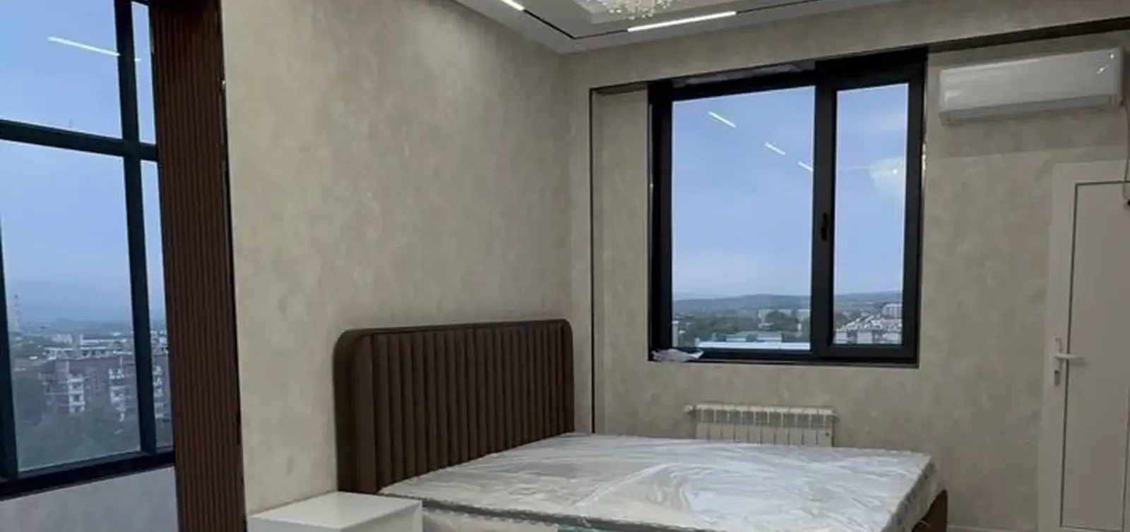 3-комн. квартира, 11 этаж, 111 м², Сино, Сити Мол