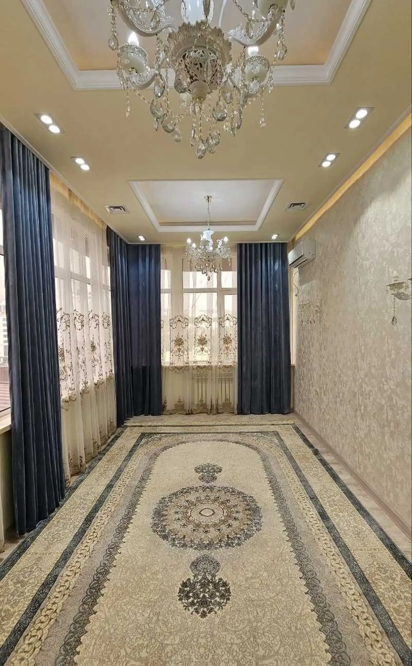 3-комн. квартира, 11 этаж, 150м², Пединститут