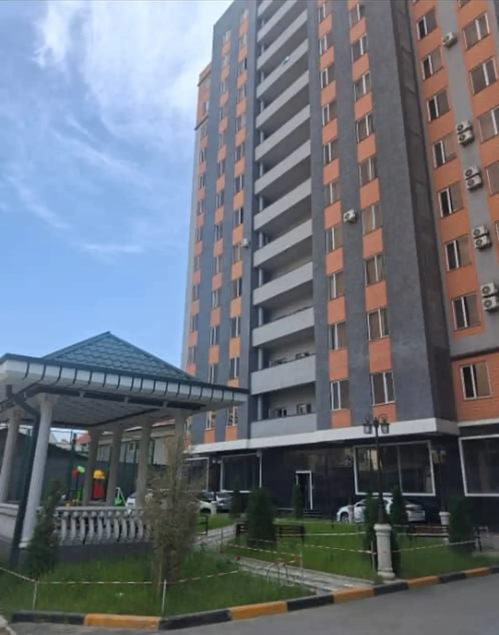 2-комн. квартира, 12 этаж, 61 м², Исмоили Сомони Славянский