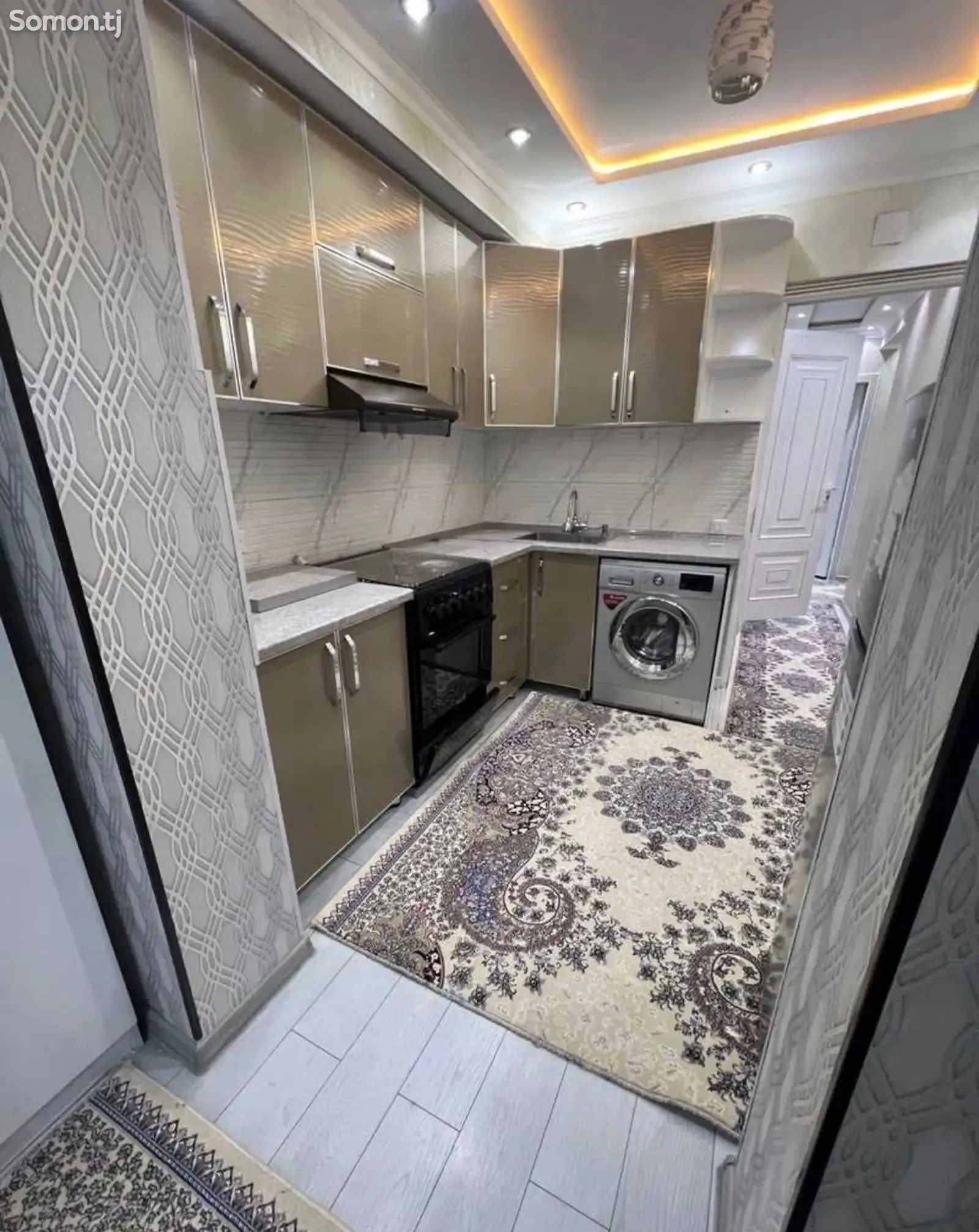 3-комн. квартира, 2 этаж, 74 м², Фирдавси