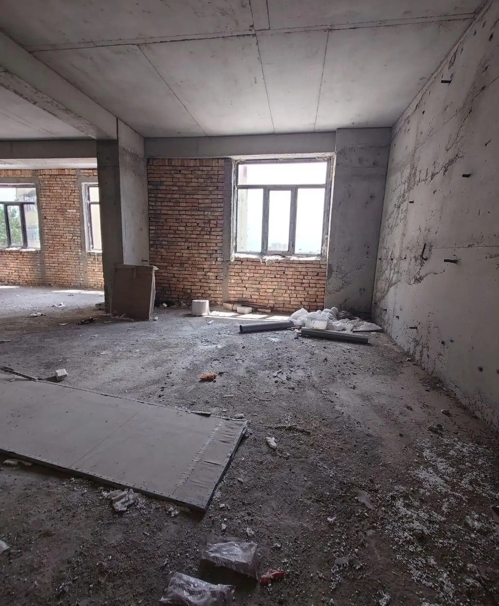 2-комн. квартира, 18 этаж, 102 м², Фирдавс