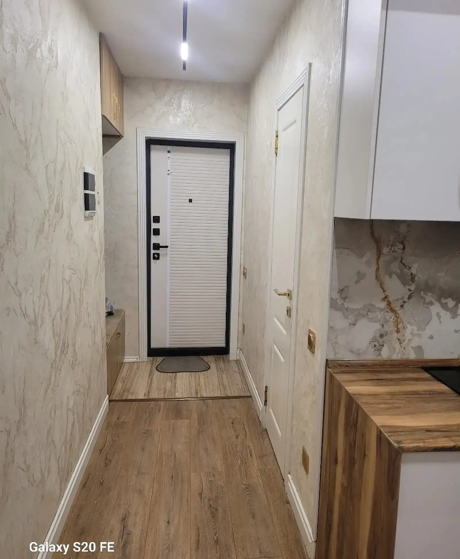 1-комн. квартира, 13 этаж, 3 м², скори болнитца релакс