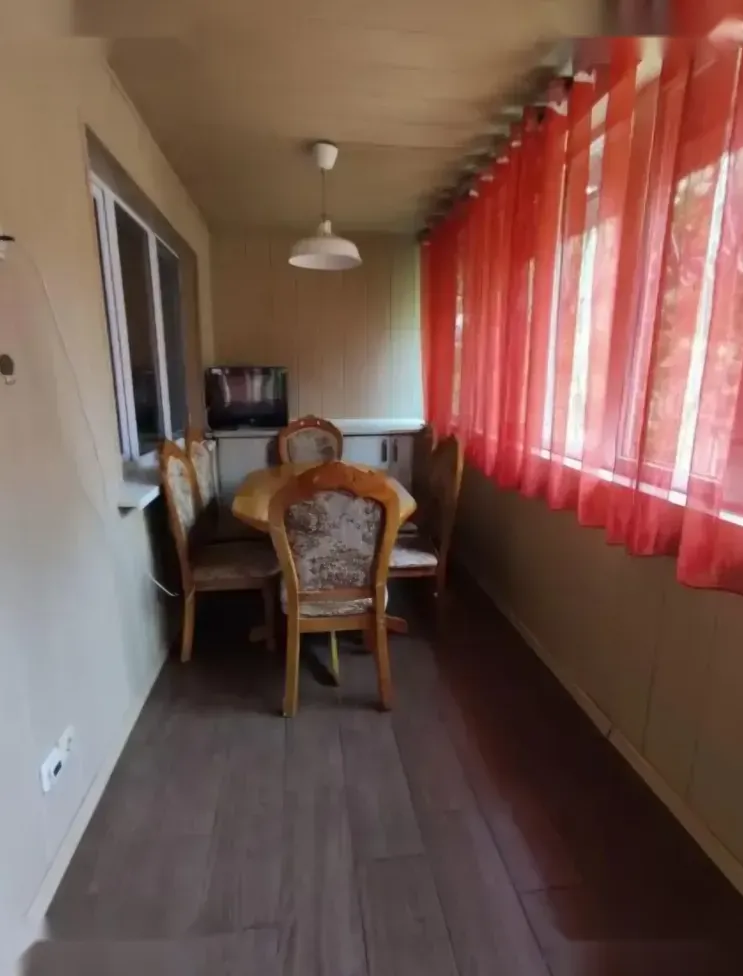 2-комн. квартира, 3 этаж, 70м², Сомони