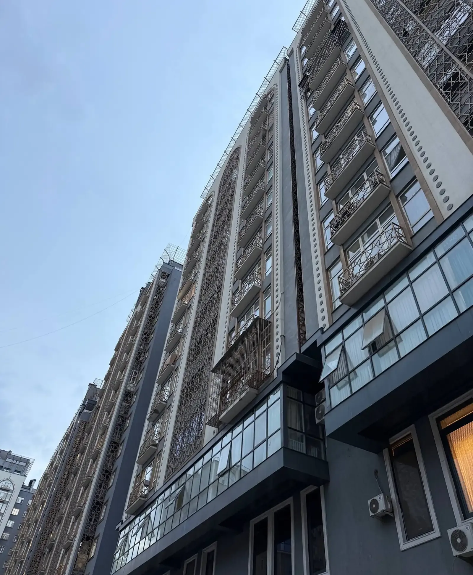 2-комн. квартира, 11 этаж, 88 м², Шохмансур