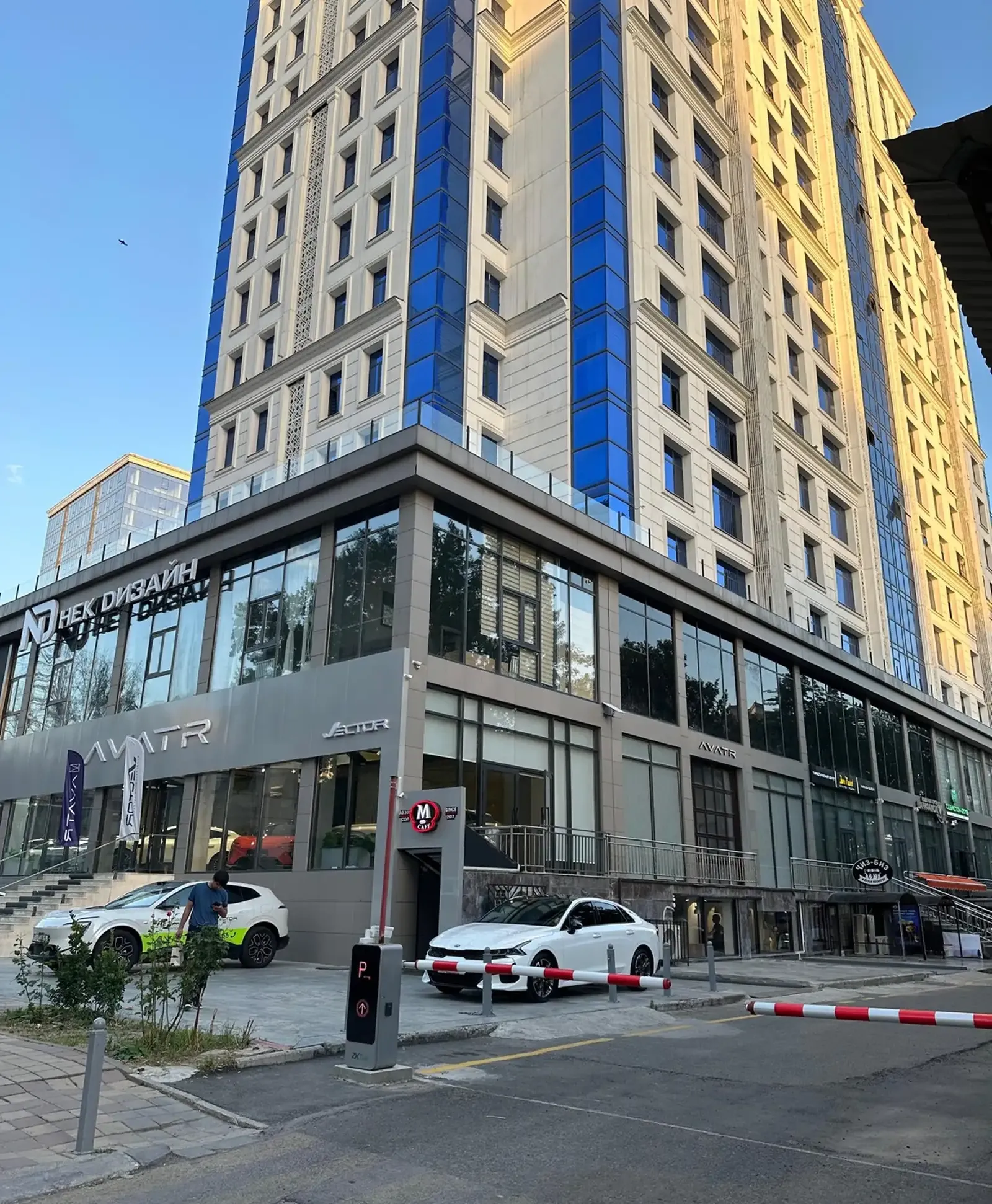2-комн. квартира, 10 этаж, 67м², Сомони