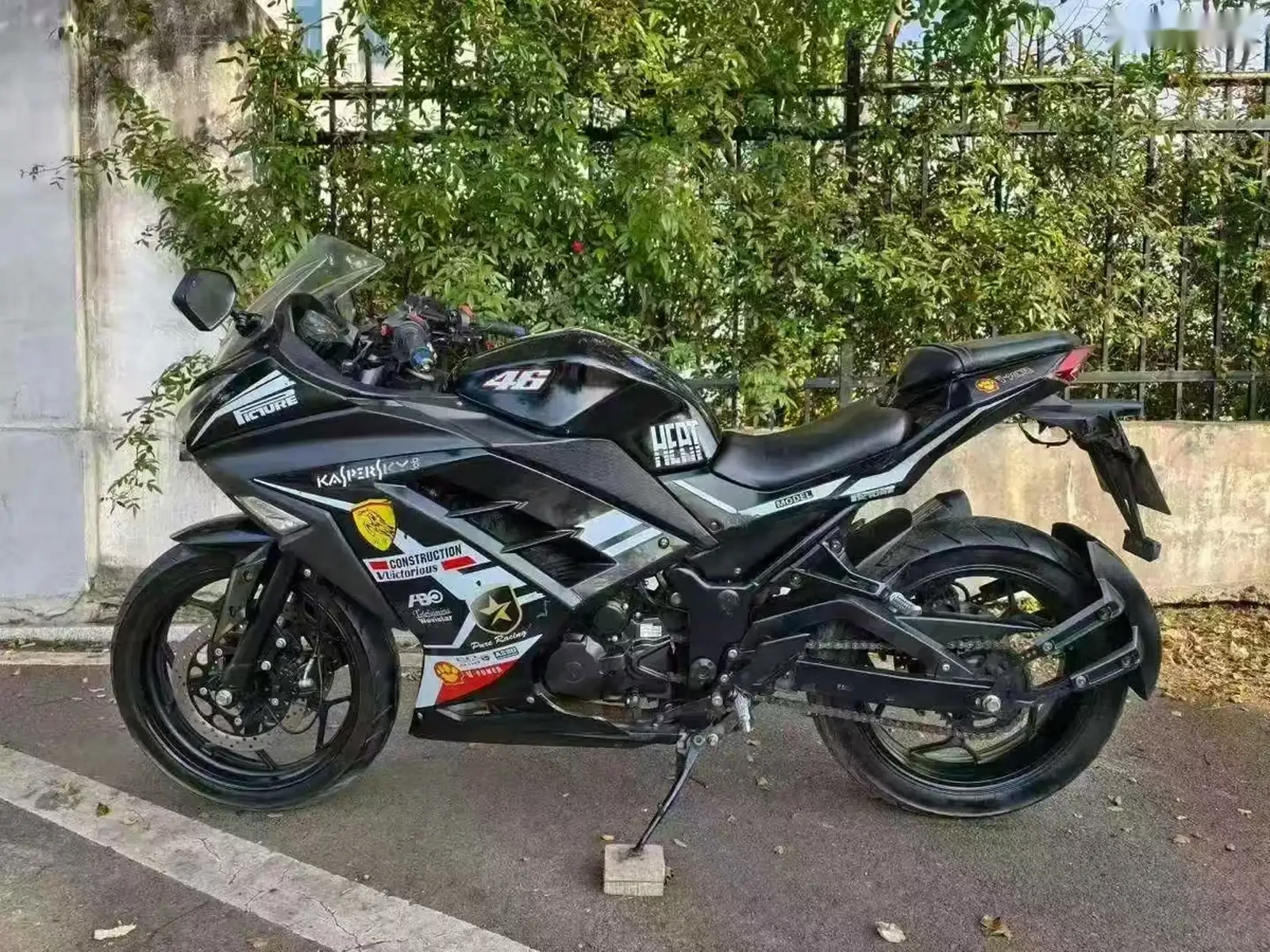 Мотоцикл Kawasaki — фото 3