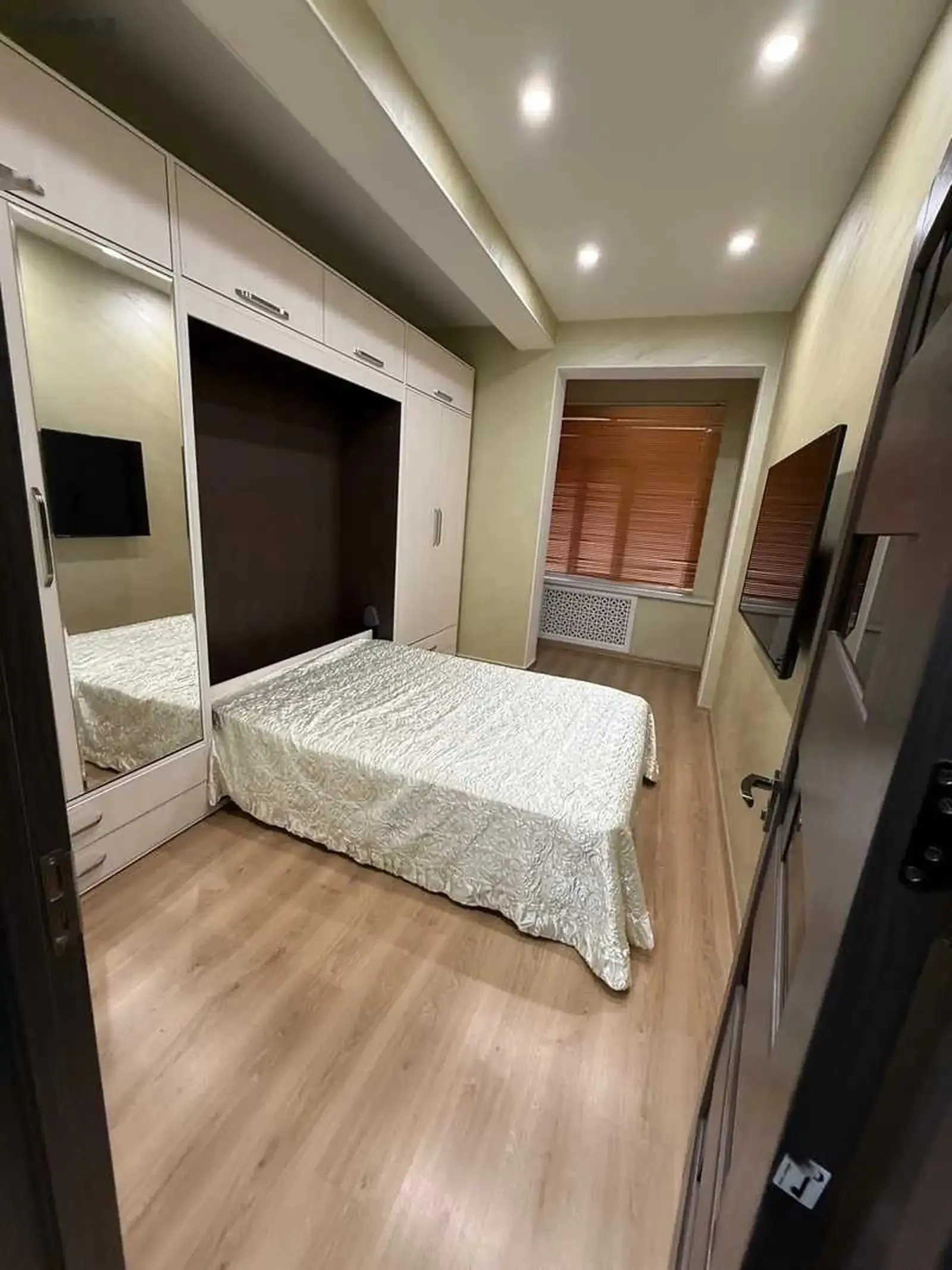 4-к квартира, 5 этаж, 115 м², Сомони