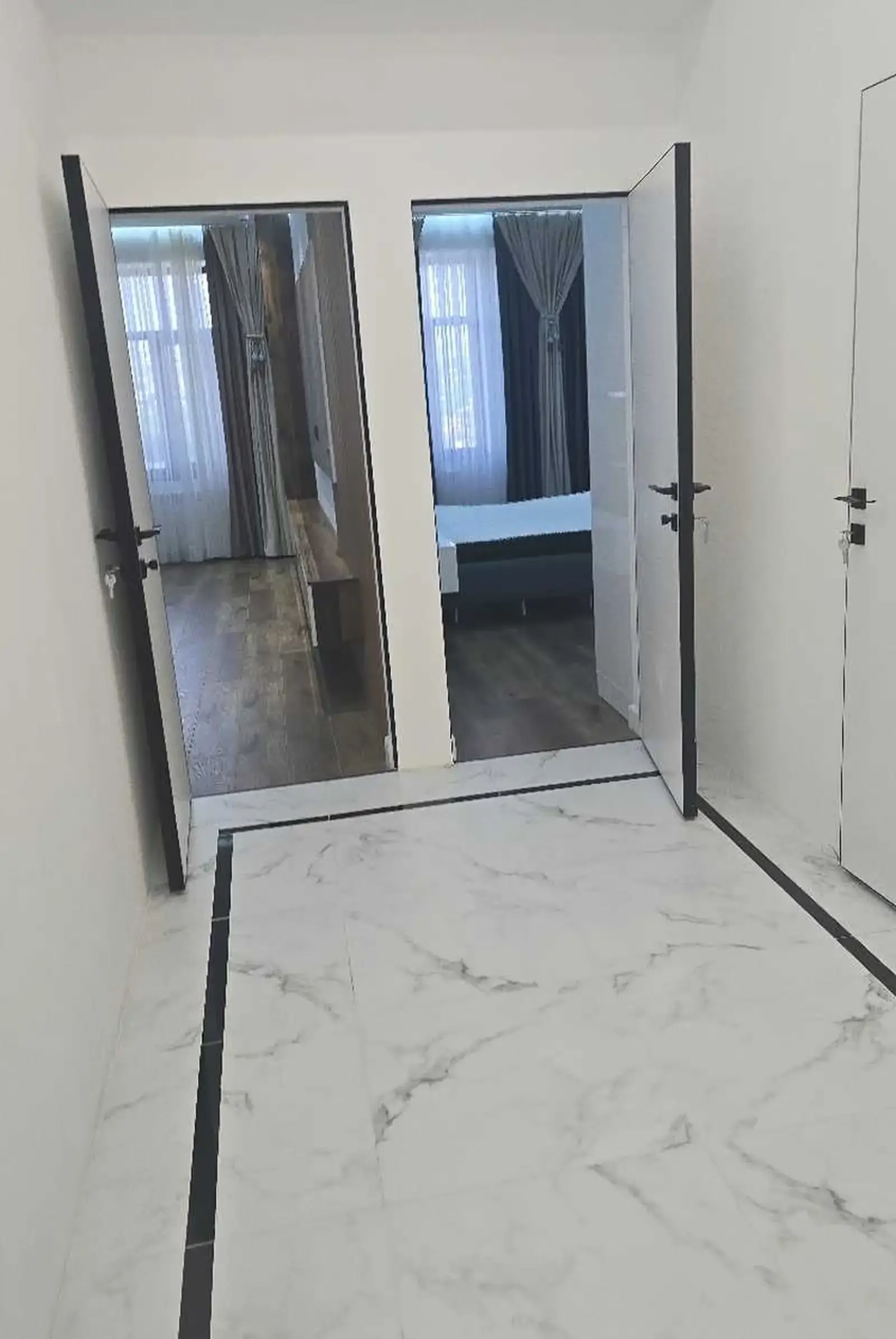 2-комн. квартира, 11 этаж, 64м², сино
