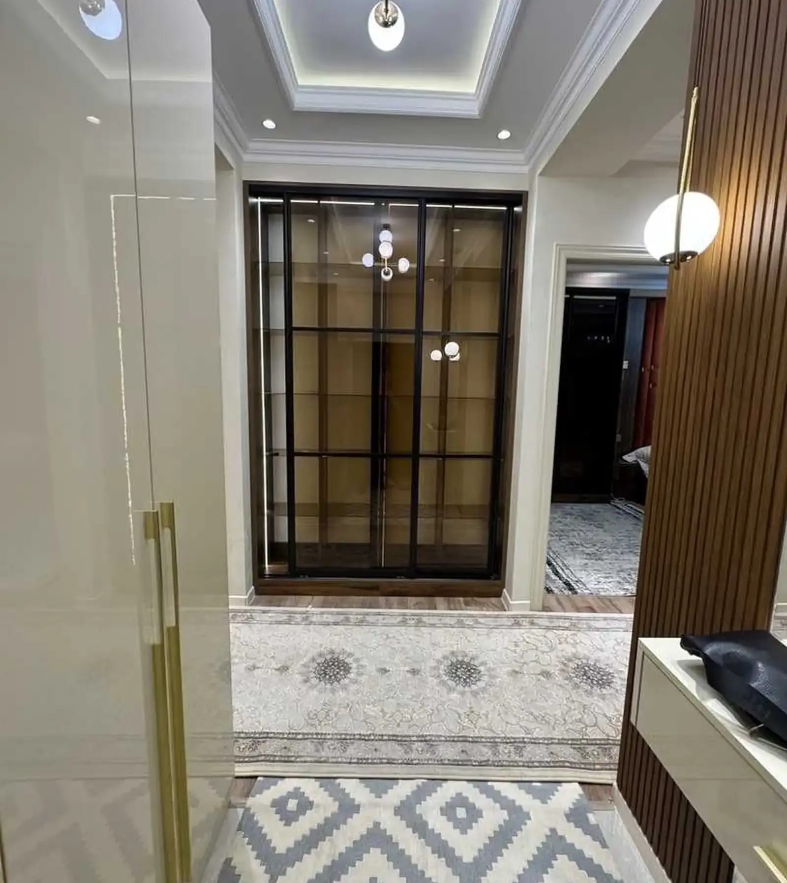 3-комн. квартира, 12 этаж, 110м², Гранд Отель Пули Сангин Ёвар