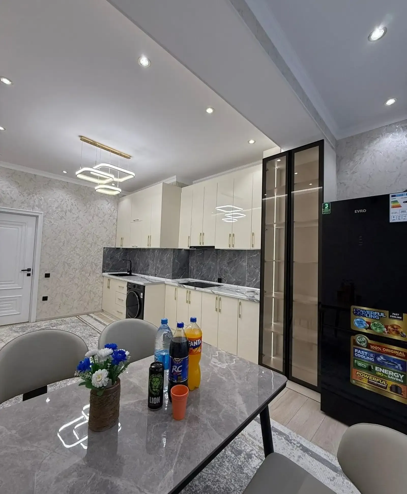 3-комн. квартира, 6 этаж, 104 м², Сино Сим Сим