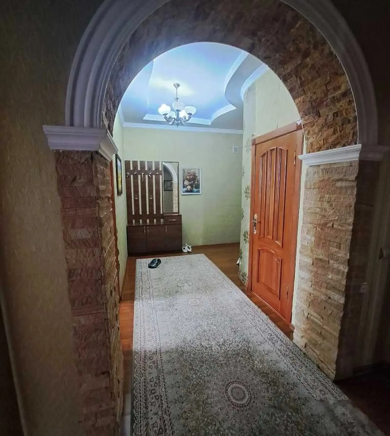3-комн. квартира, 5 этаж, 112м², Сино