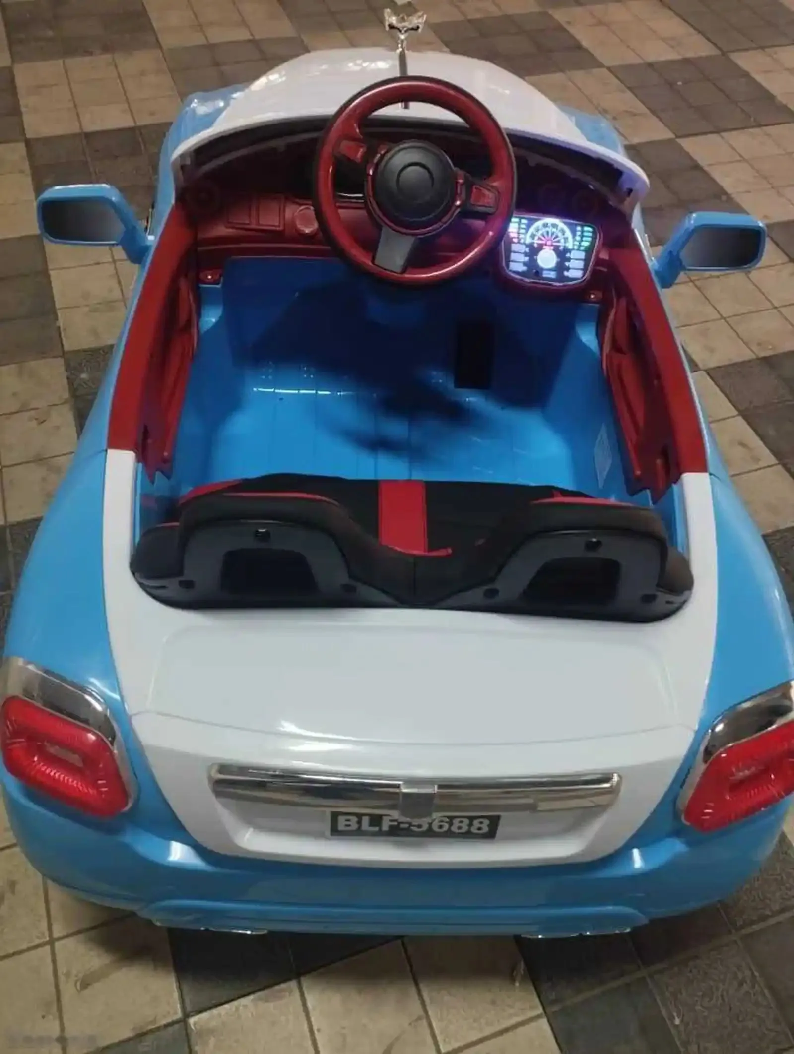 Детский электромобиль