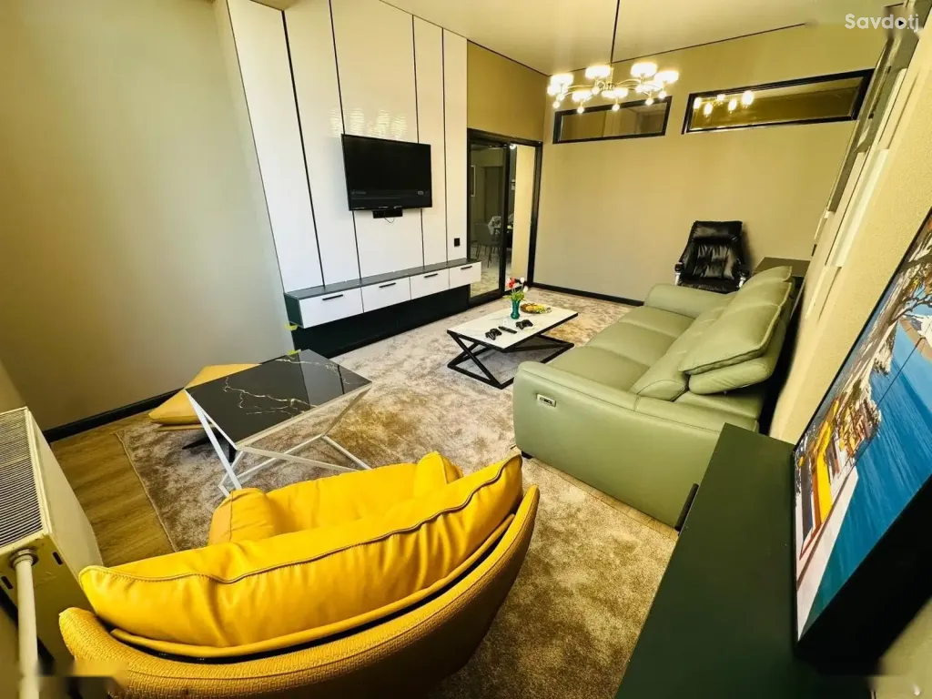 2-комн. квартира, 5 этаж, 62 м², сино