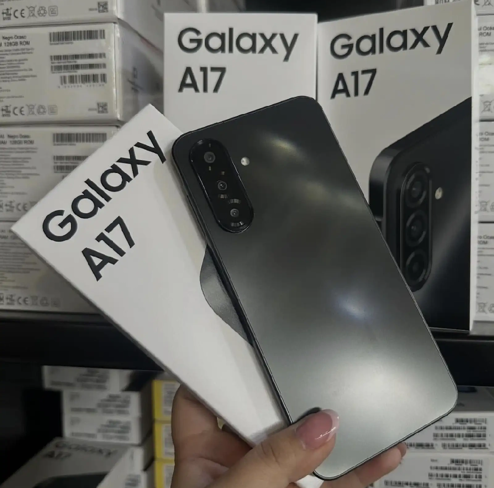 Samsung Galaxy A17 6/128Gb black 2025