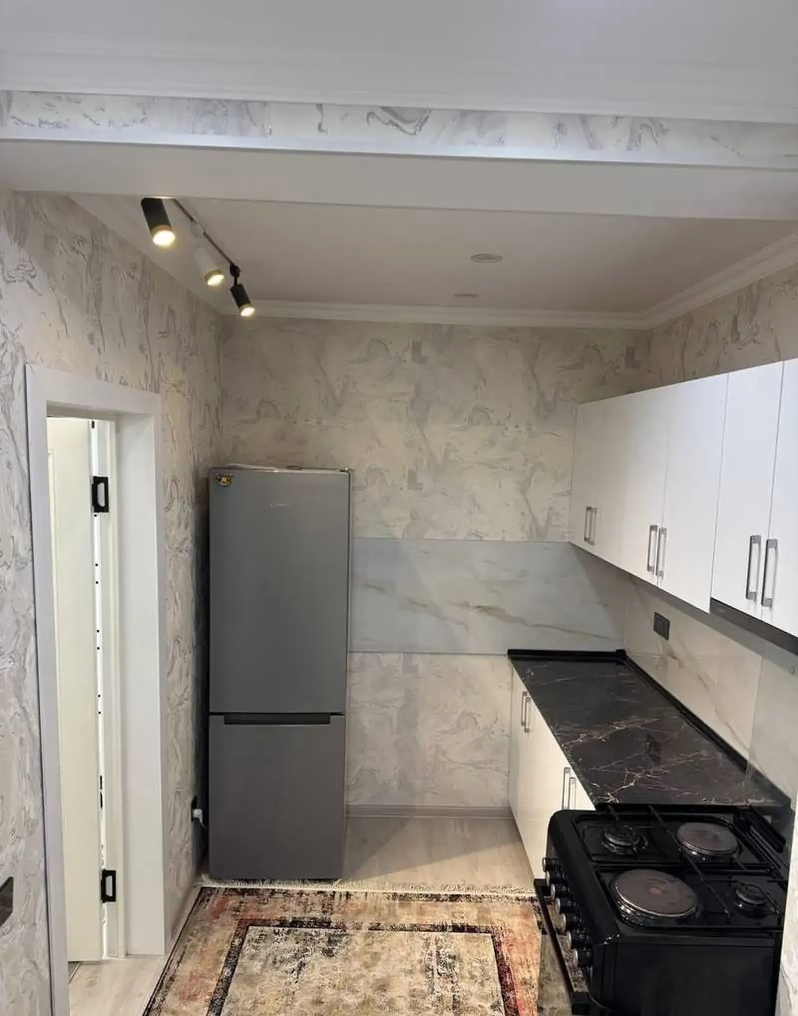 2-комн. квартира, 12 этаж, 64м², 102 мкр