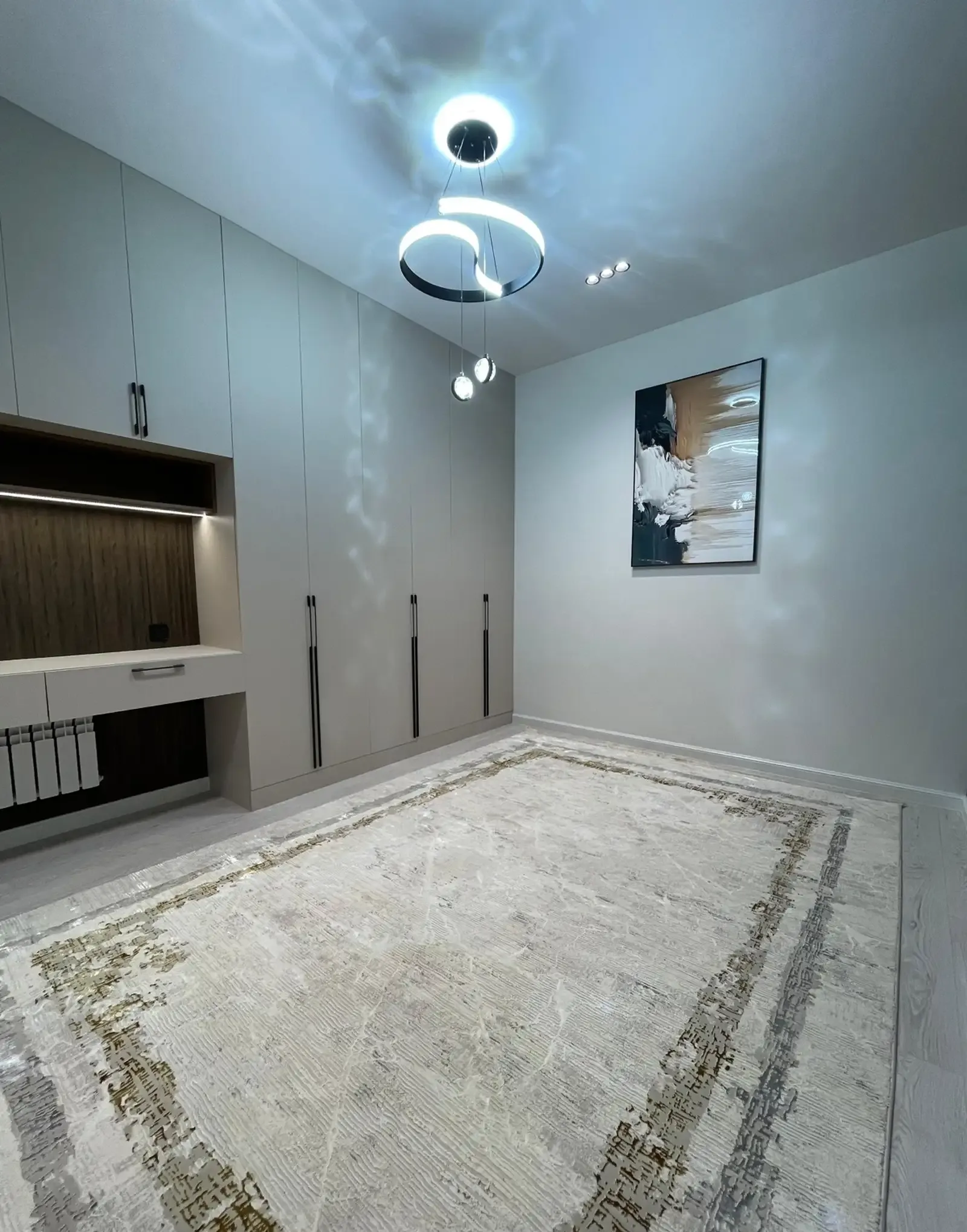 3-комн. квартира, 14 этаж, 123 м², Старый аэропорт