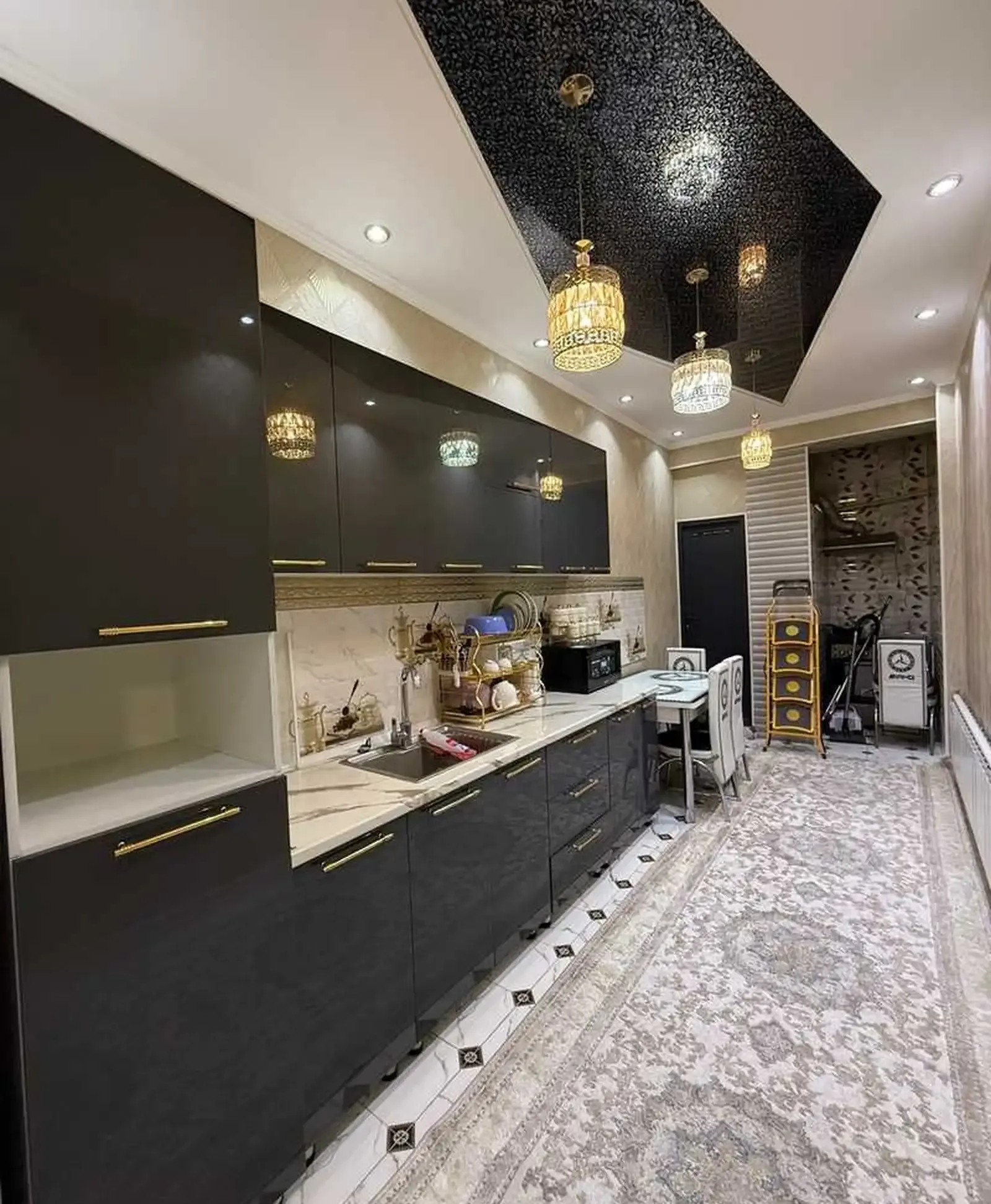 2-комн. квартира, 3 этаж, 82м², Чордома