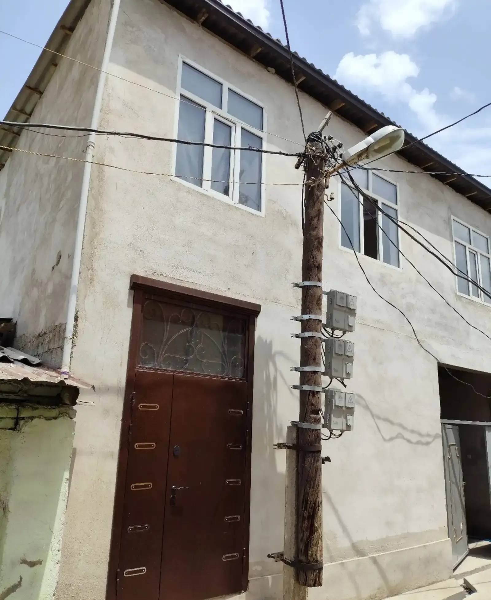 3-комн. квартира, 2 этаж, 90м², шохмансур