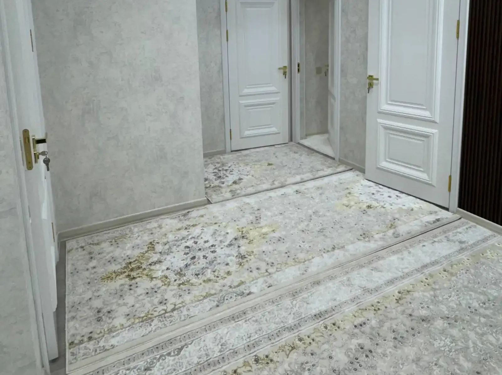 3-комн. квартира, 9 этаж, 83 м², Шохмансур Чордома