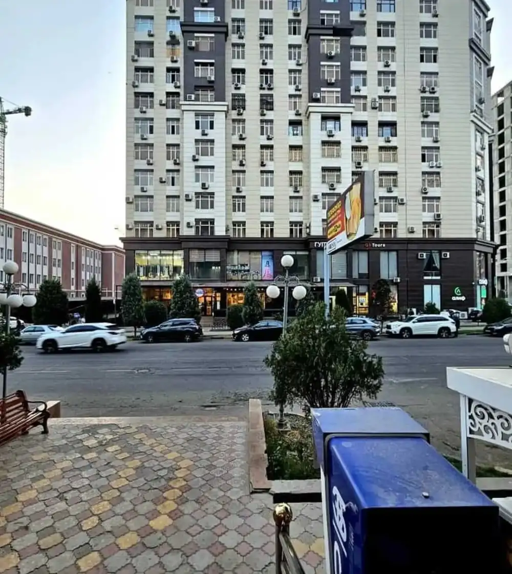 4-комн. квартира, 6 этаж, 143м², Сомони