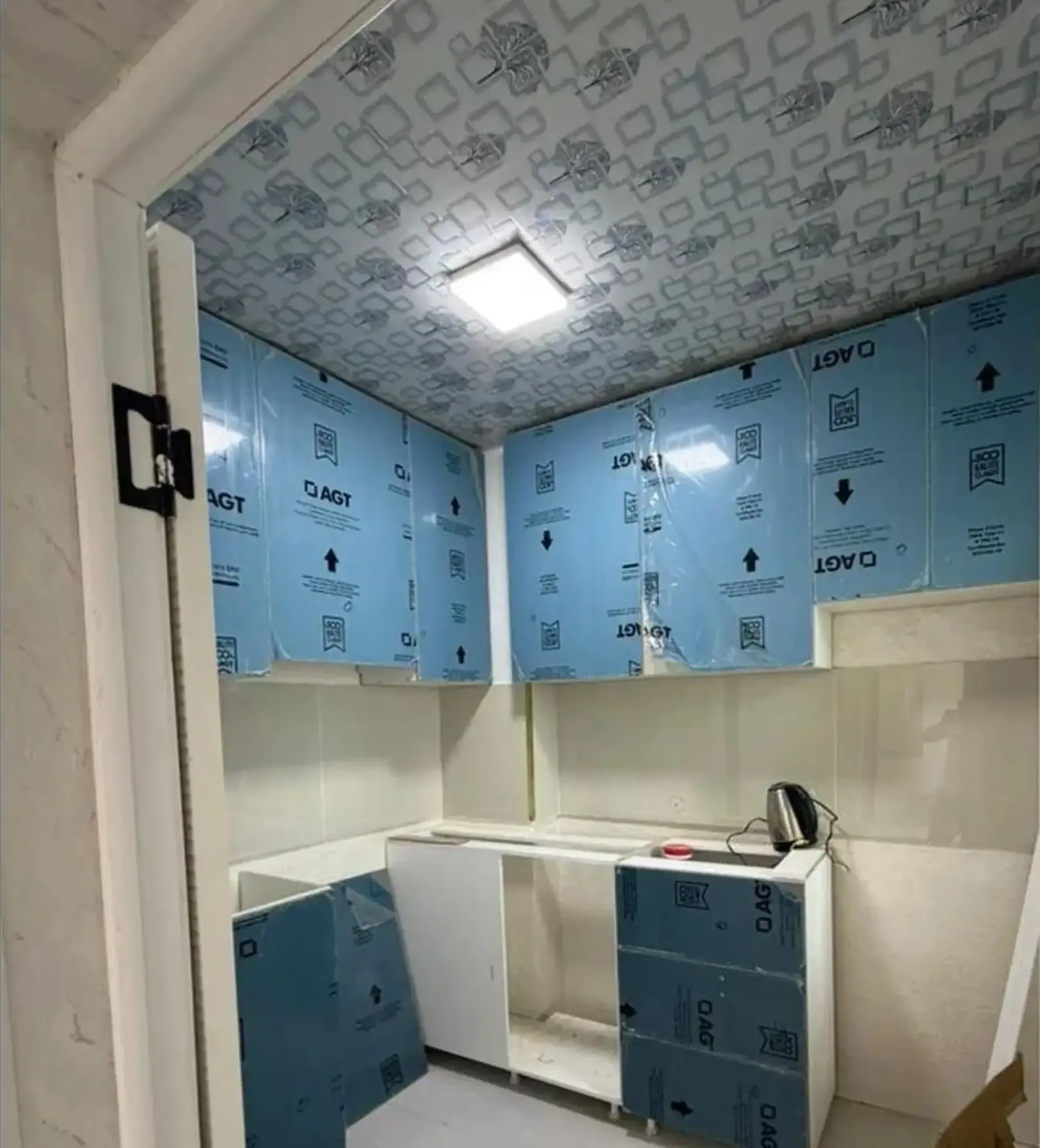 2-комн. квартира, 10 этаж, 68 м², Сино 102мкр