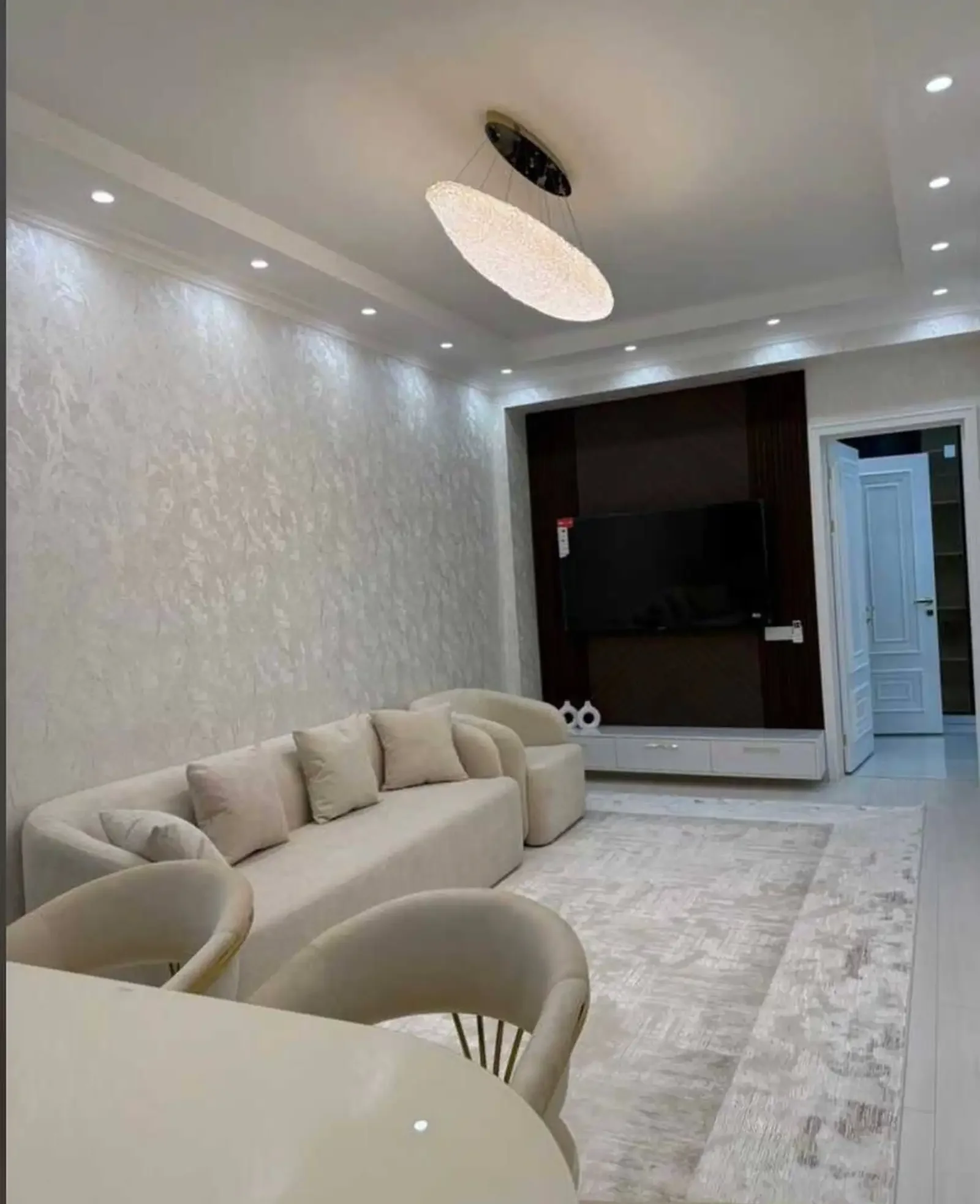 2-комн. квартира, 8 этаж, 65 м², Сино