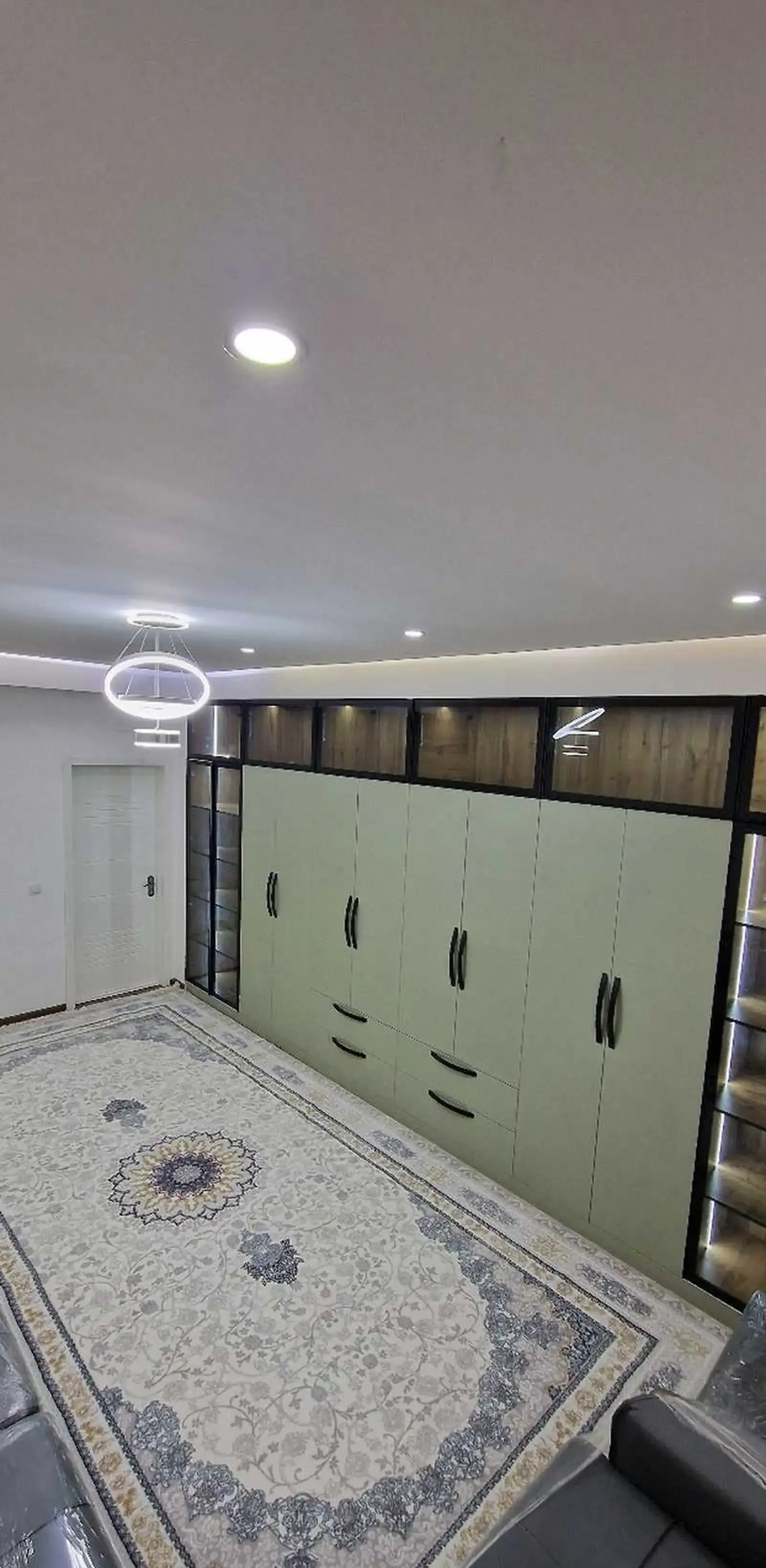 3-комн. квартира, 12 этаж, 122м², 102 мкр