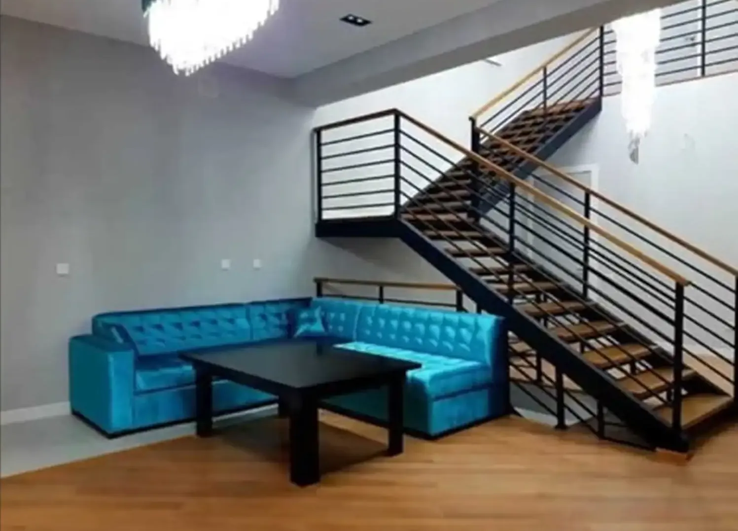 2-этажный, 12 комнатный дом, 600 м², Шохмансур