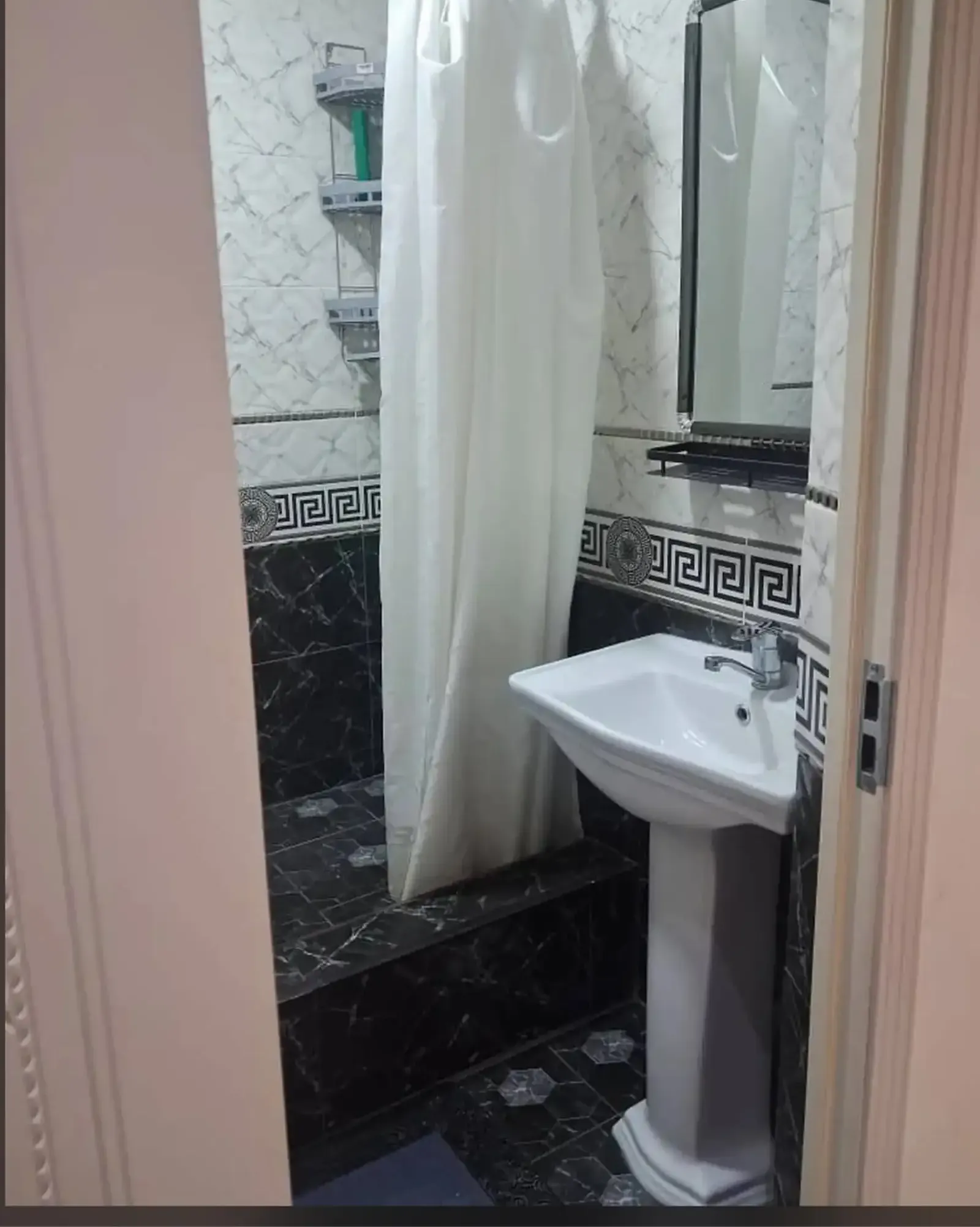 2-комн. квартира, 8 этаж, 70м², шохмансур