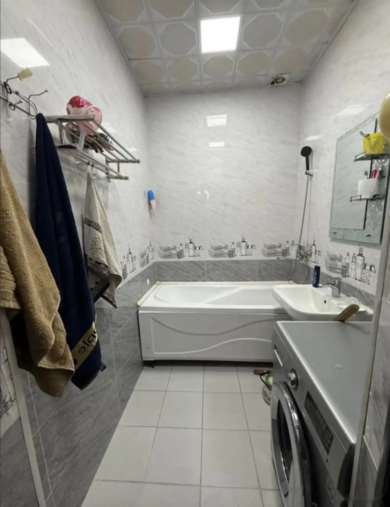 2-комн. квартира, 15 этаж, 64 м², И. Сомони