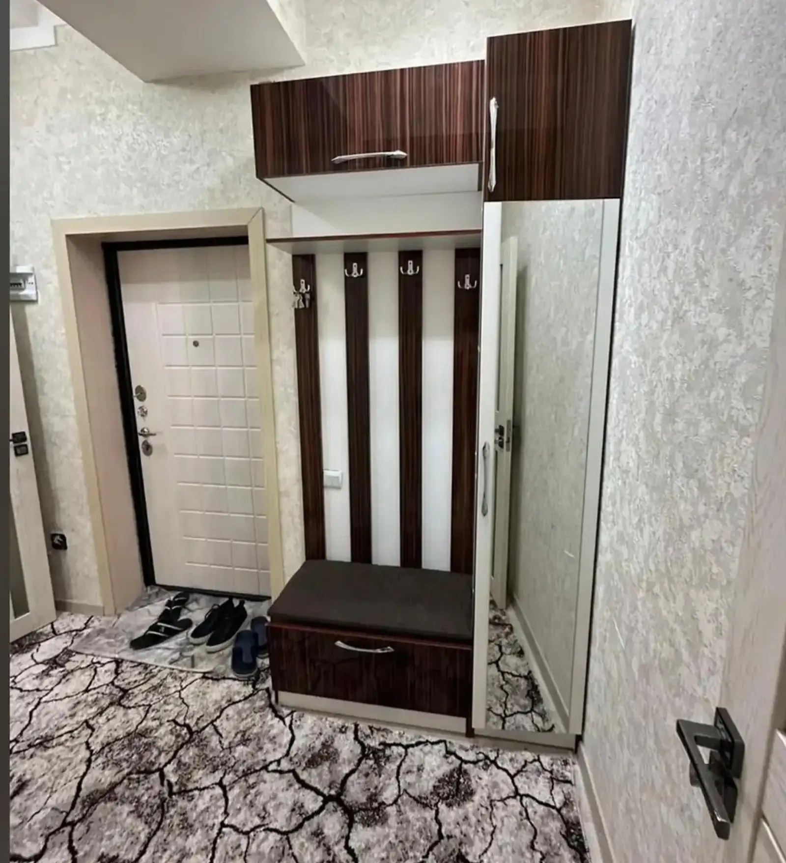 2-комн. квартира, 8 этаж, 56м², Фирдавси