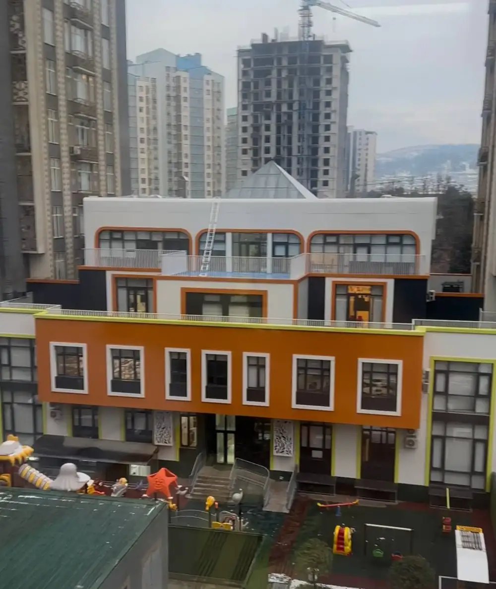 2-комн. квартира, 5 этаж, 90 м², Исмоили Сомонӣ