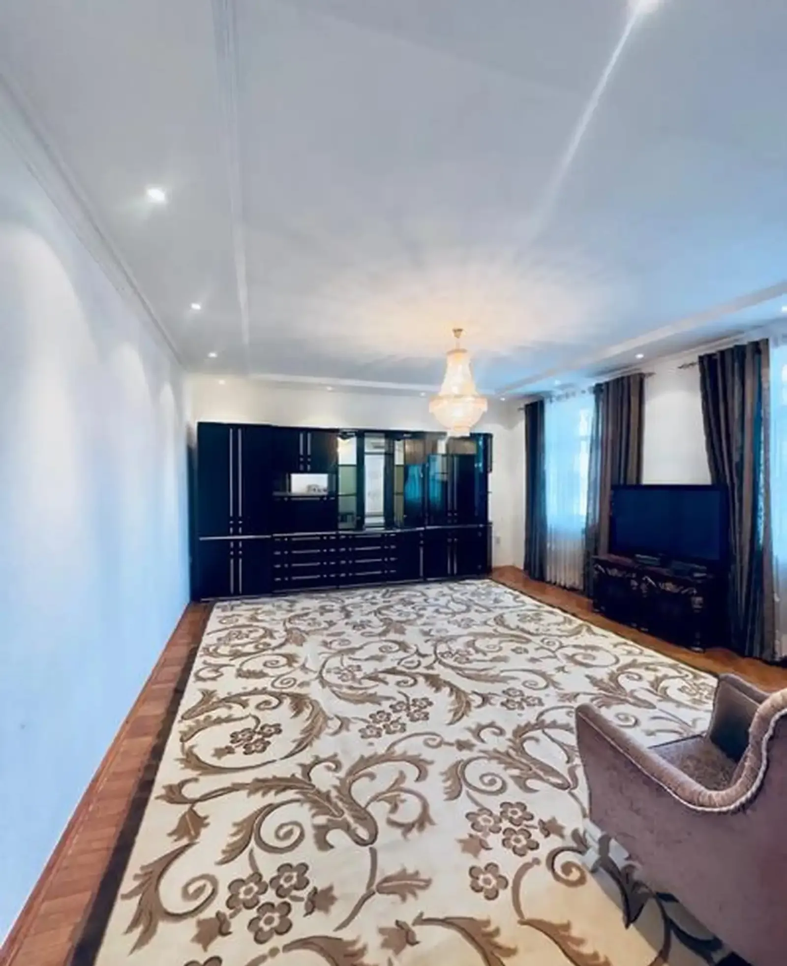 3-комн. квартира, 3 этаж, 100м², Сомони