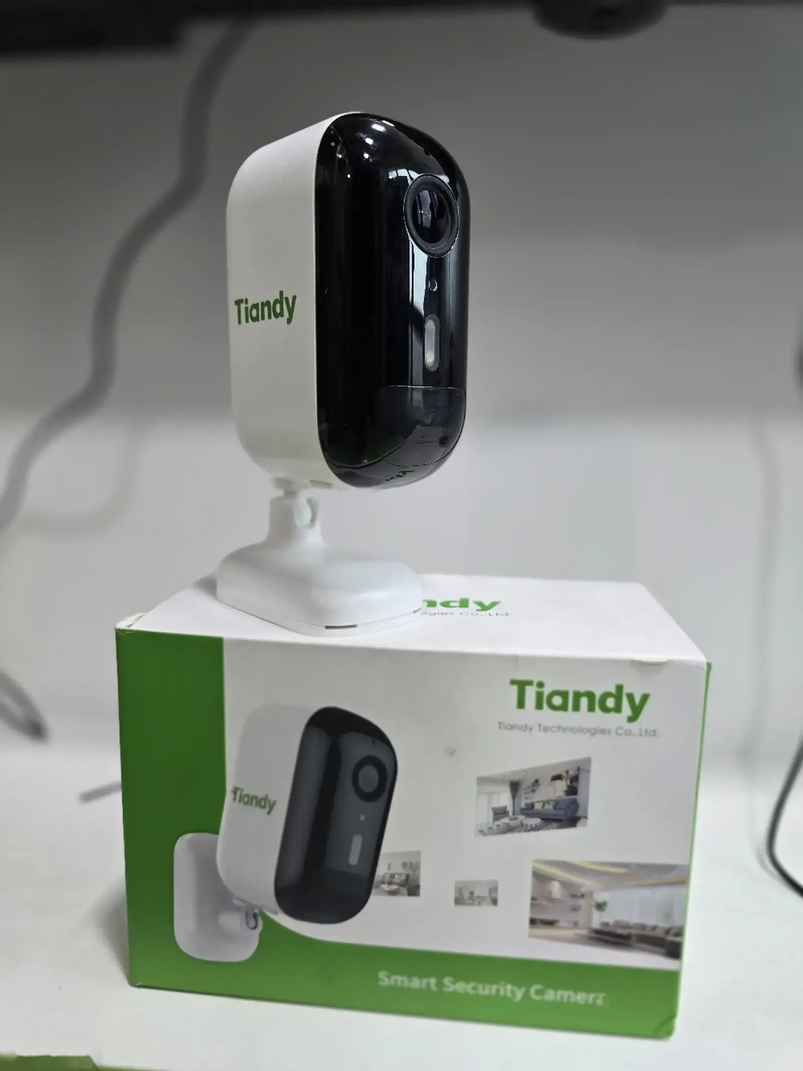 Wi-Fi камера Tiandy TC-C32CN 2МП, с аккумулятором — фото 3