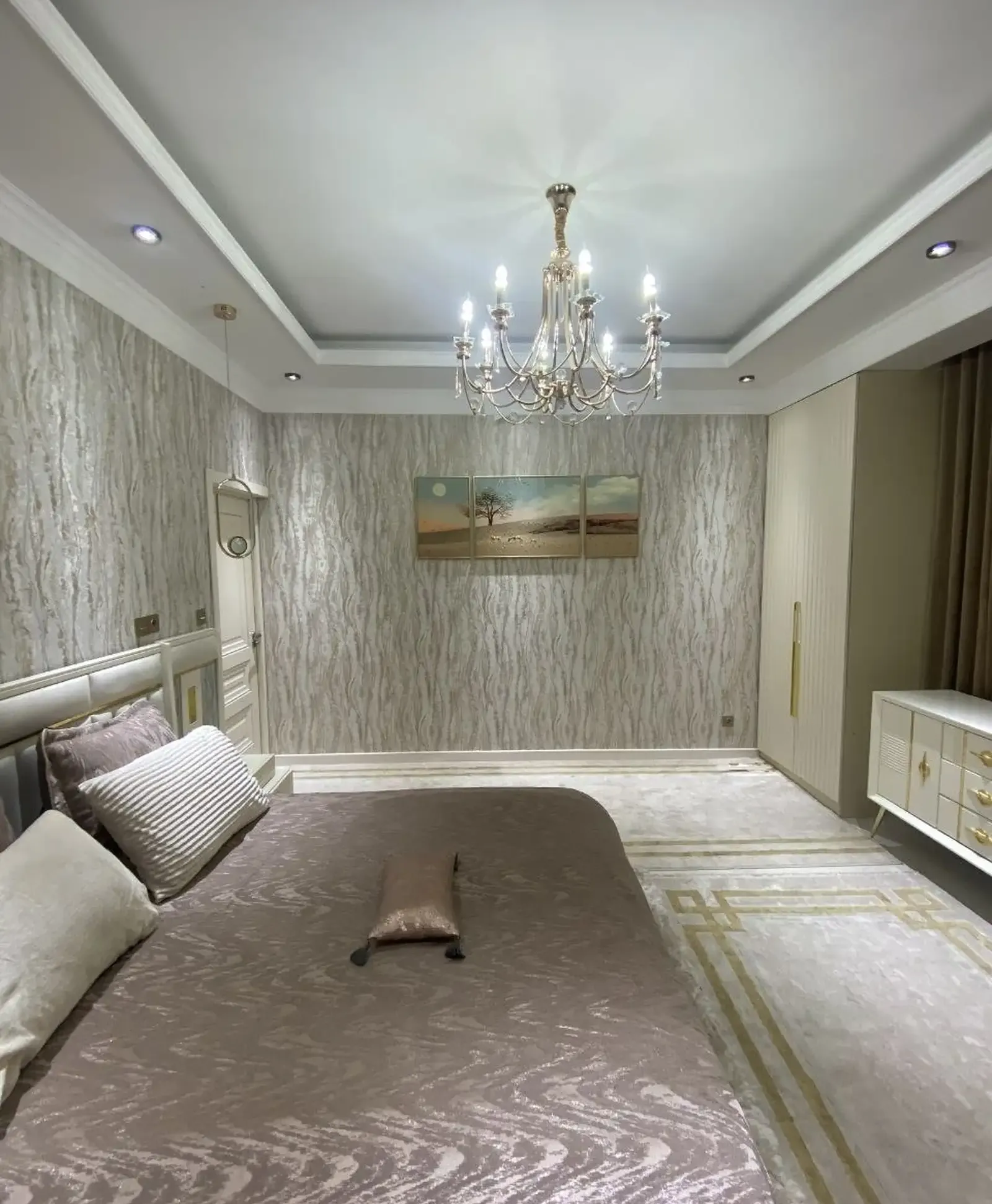 3-комн. квартира, 18 этаж, 117 м², Шохмансур