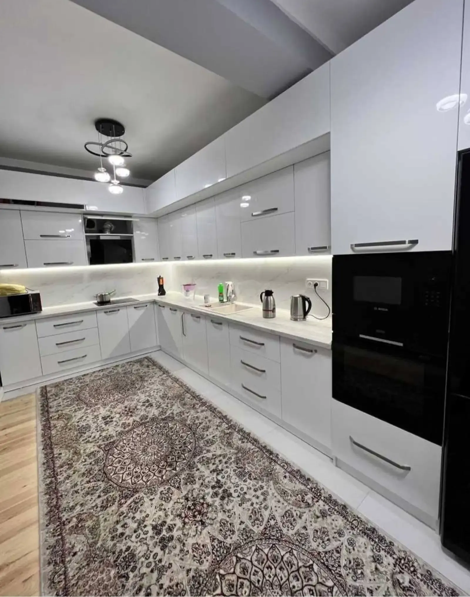 3-комн. квартира, 5 этаж, 107 м², Садбарг,Вайкики