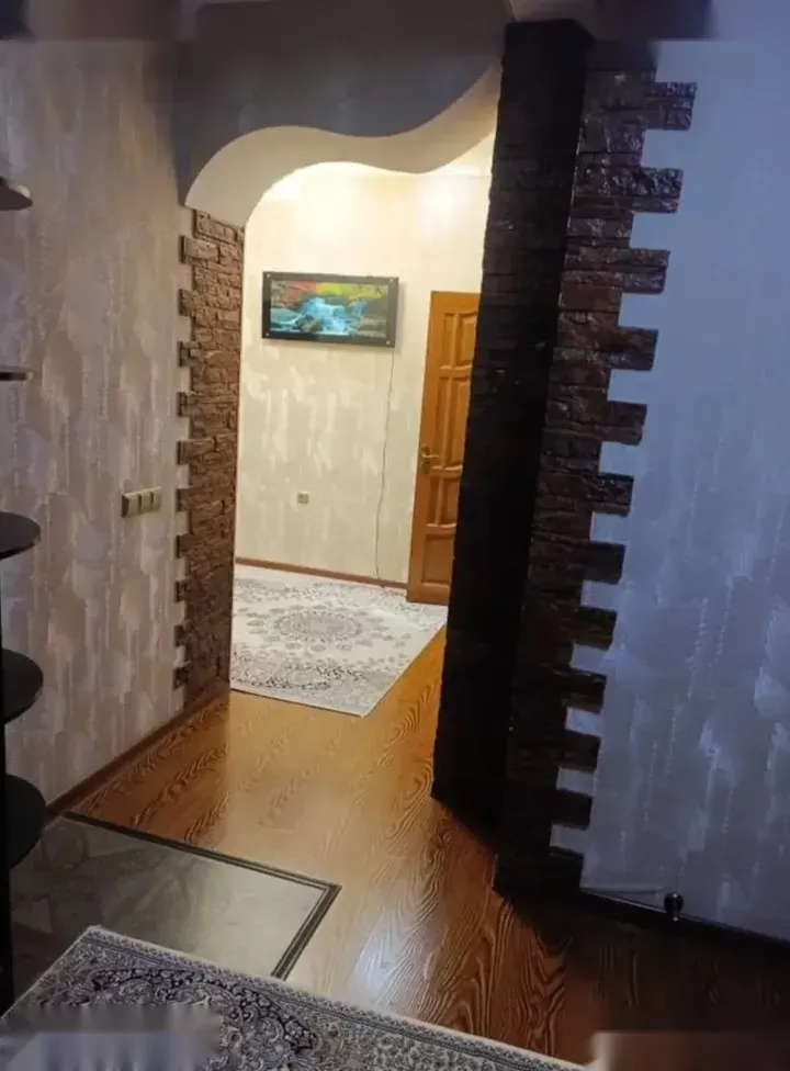 2-комн. квартира, 9 этаж, 60м², Фирдавси