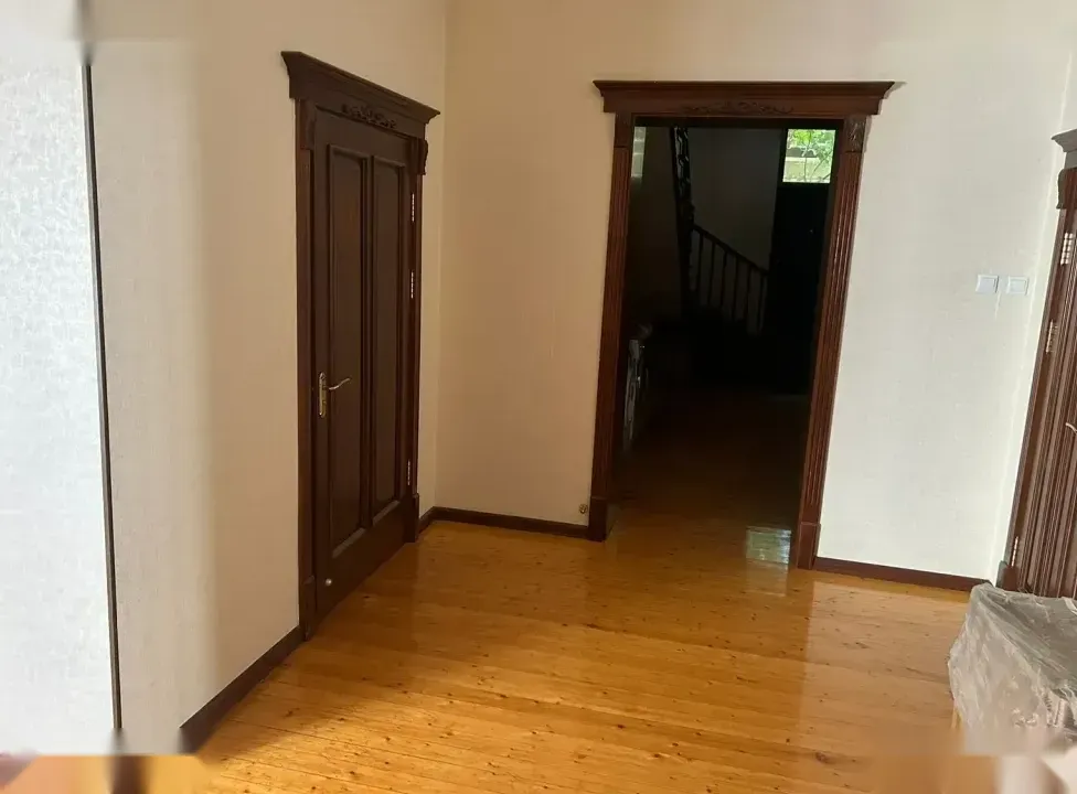 2-этажный, 10 комнатный дом, 450 м², Сомони