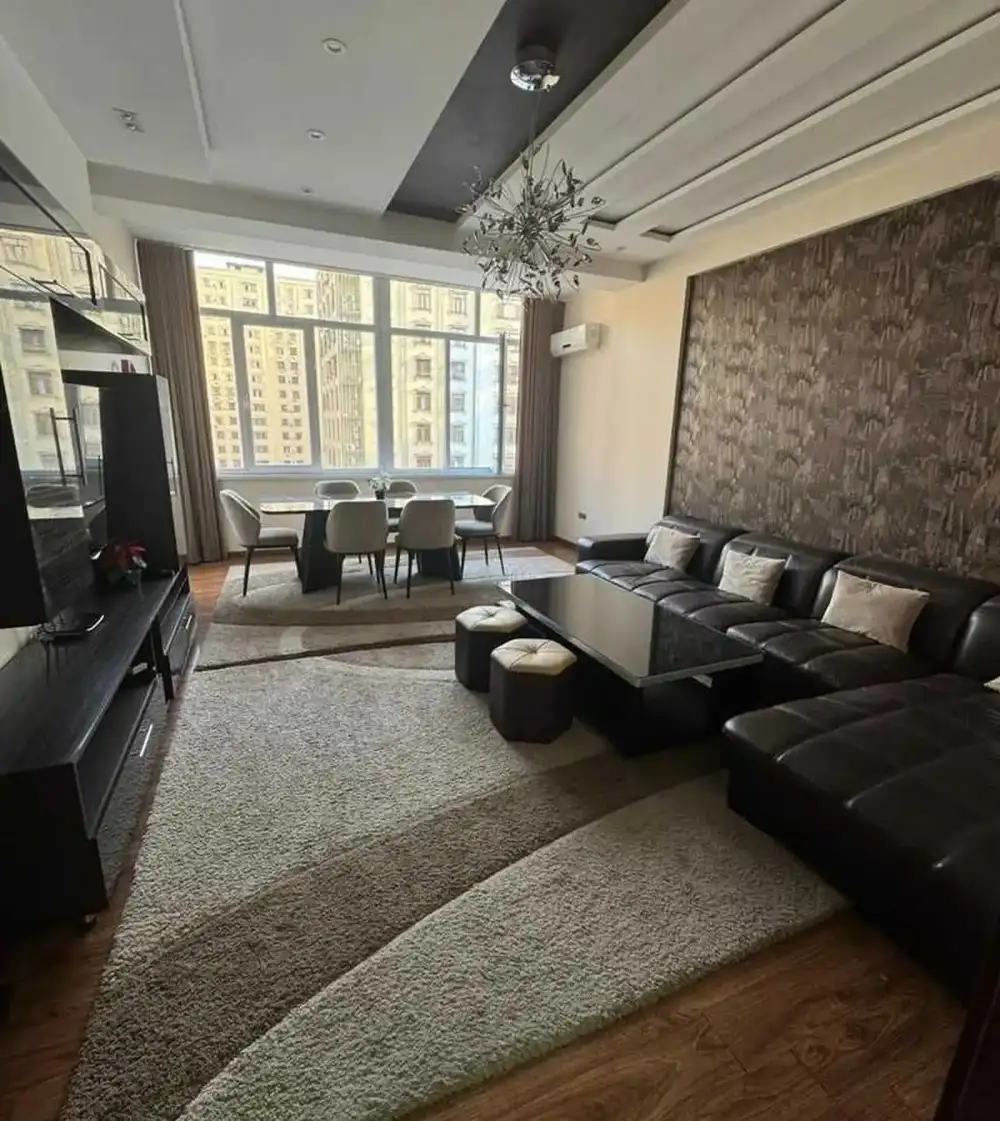 3-комн. квартира, 10 этаж, 107м², Шохмансур