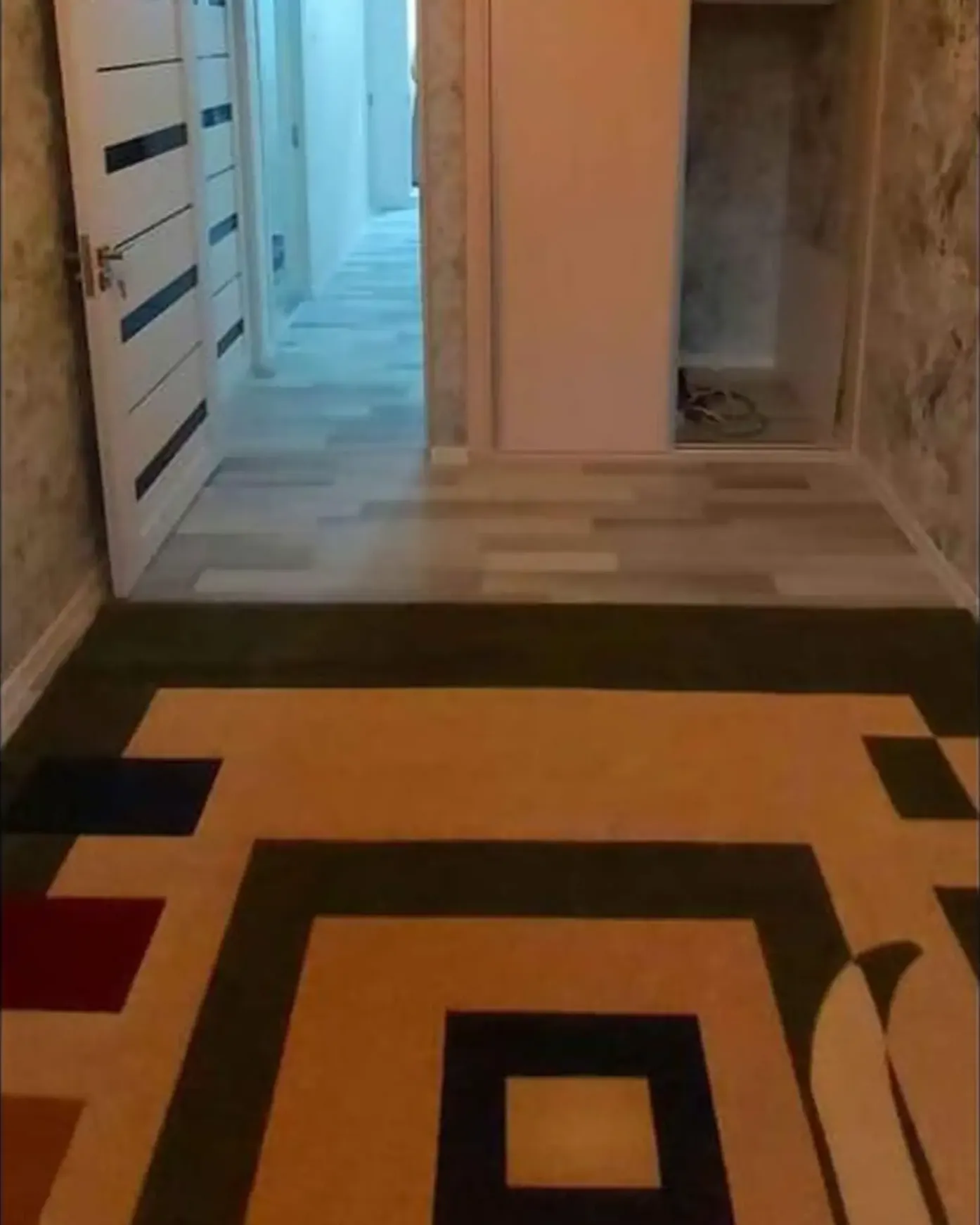 3-комн. квартира, 5 этаж, 100м², Сино