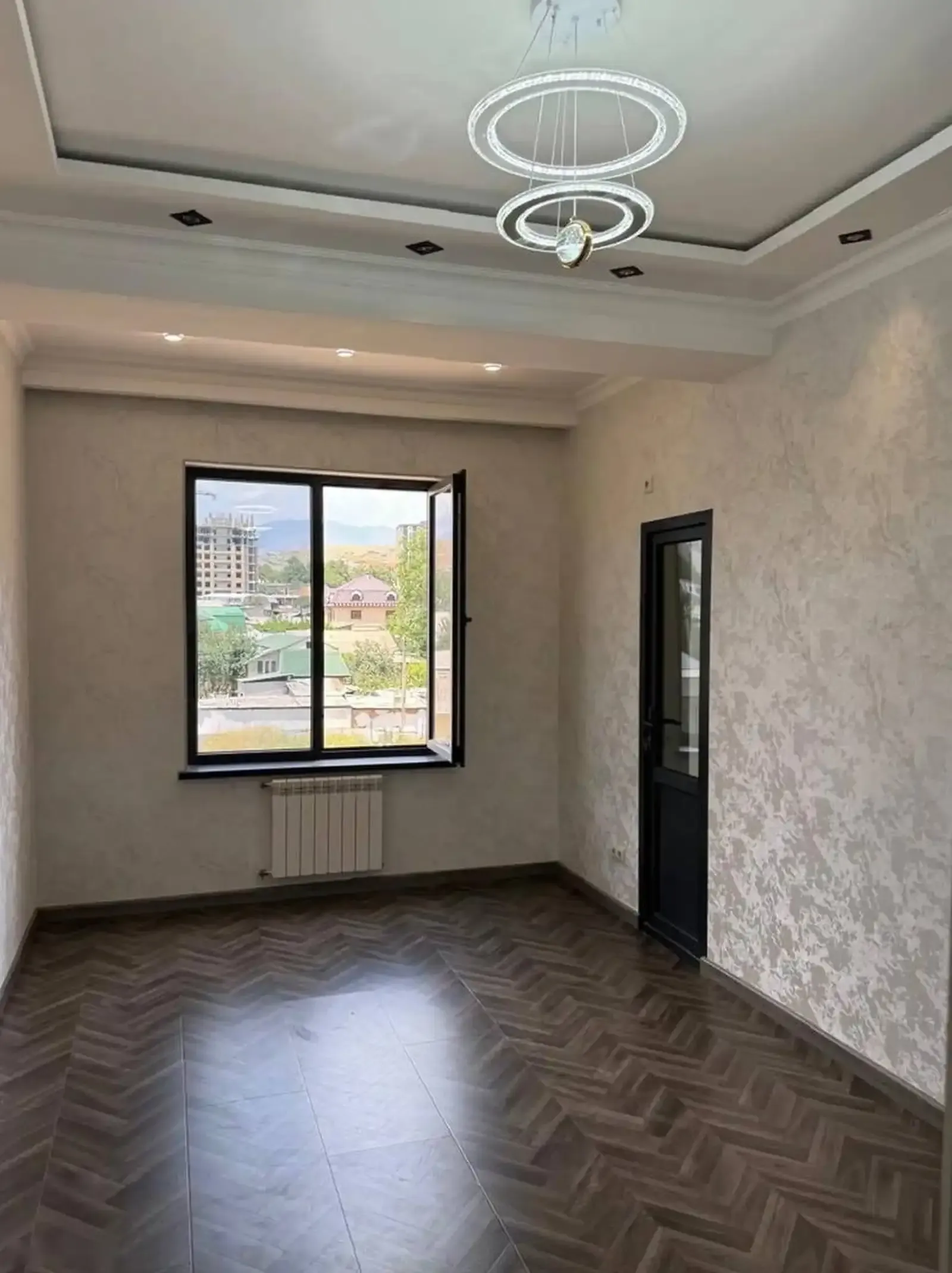 3-комн. квартира, 4 этаж, 68 м², Сино
