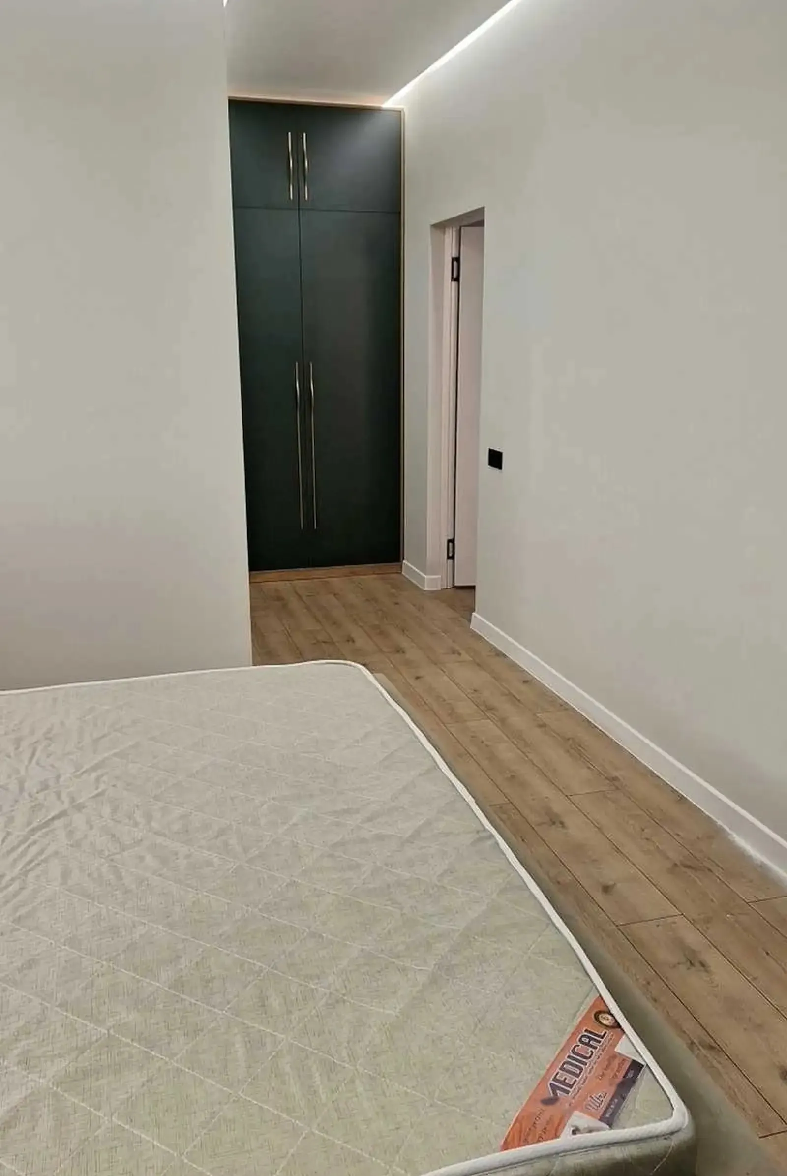 3-комн. квартира, 3 этаж, 110м², Оперка