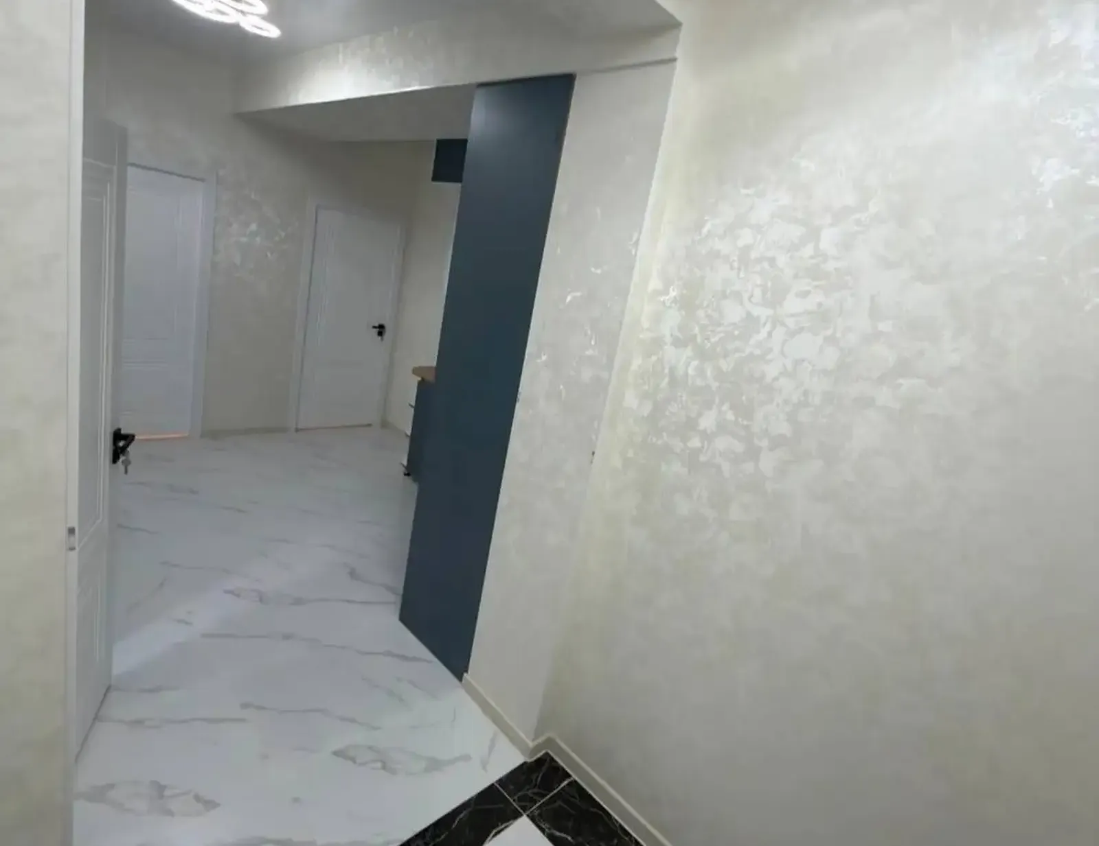2-комн. квартира, 11 этаж, 60 м², 112мкр, Пайкар