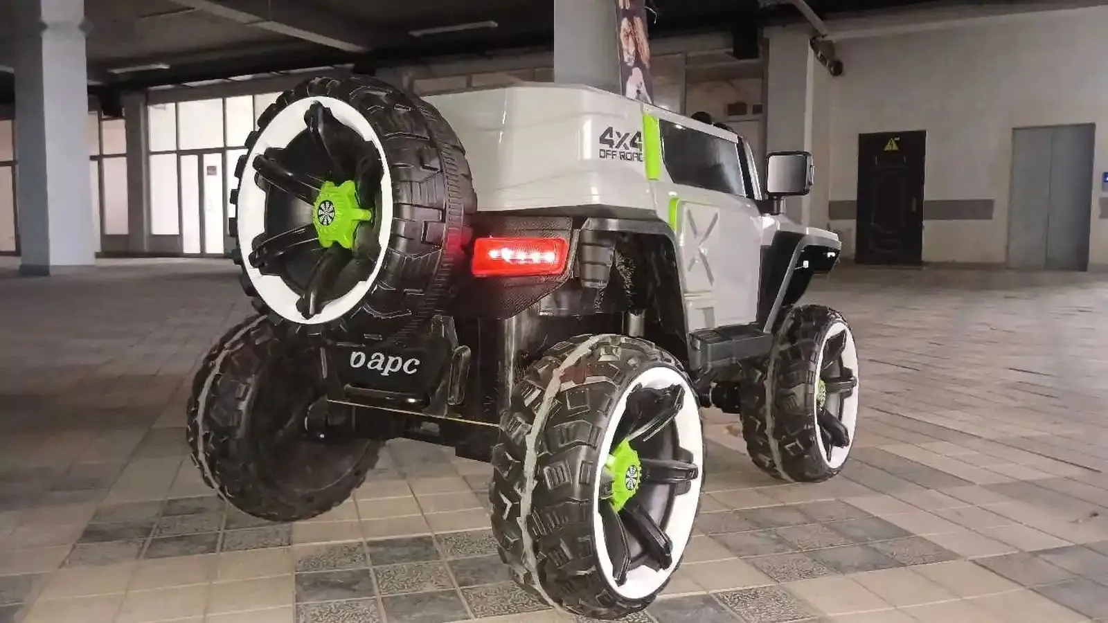 Детская машина