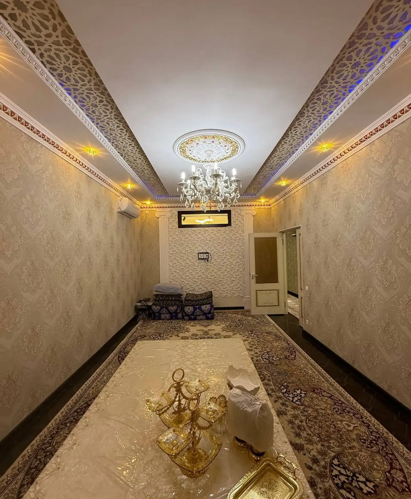 5-к квартира, 11 этаж, 140 м², И. Сомони